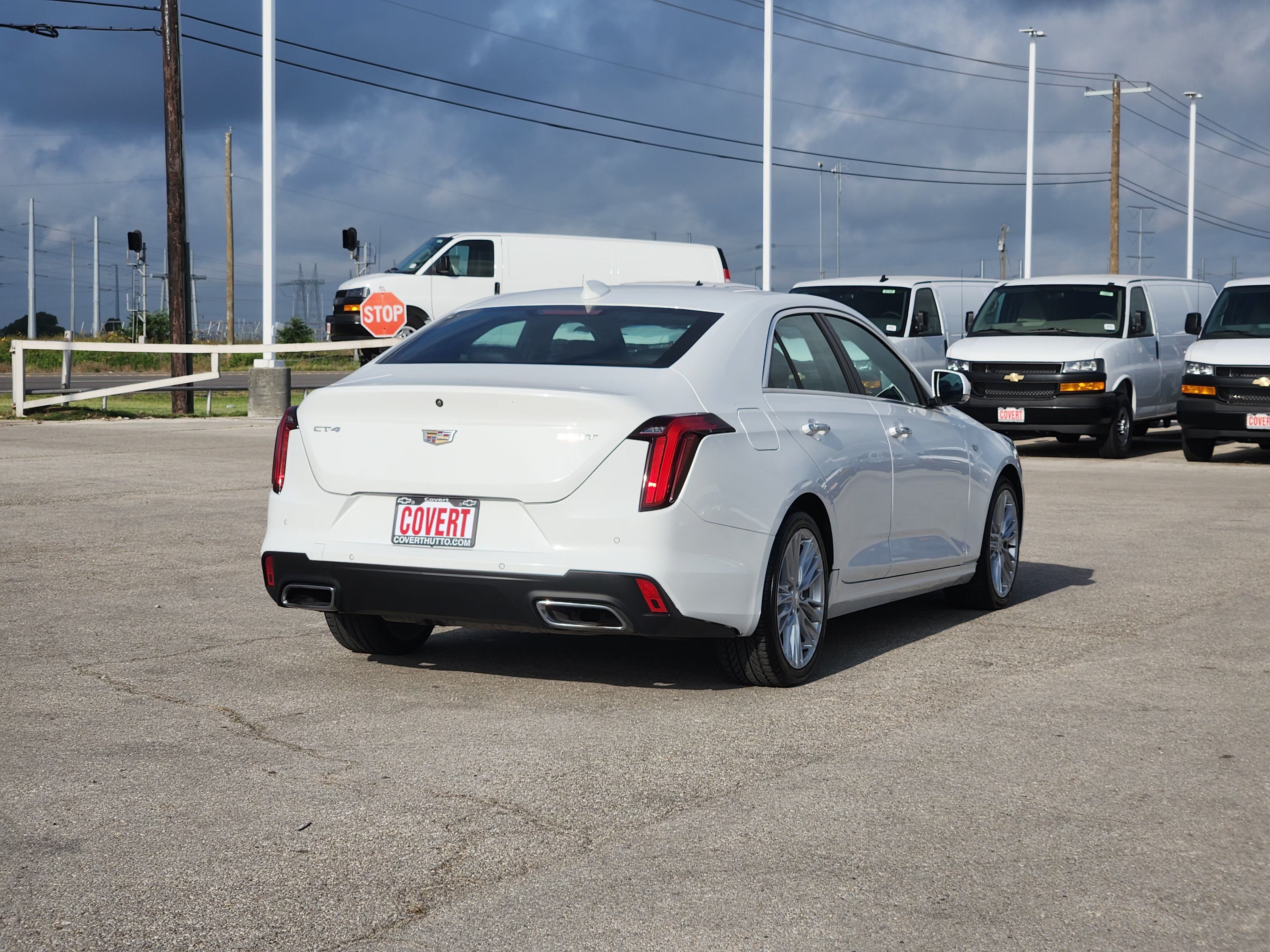 2023 Cadillac CT4 Premium Luxury