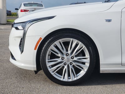 2023 Cadillac CT4 Premium Luxury