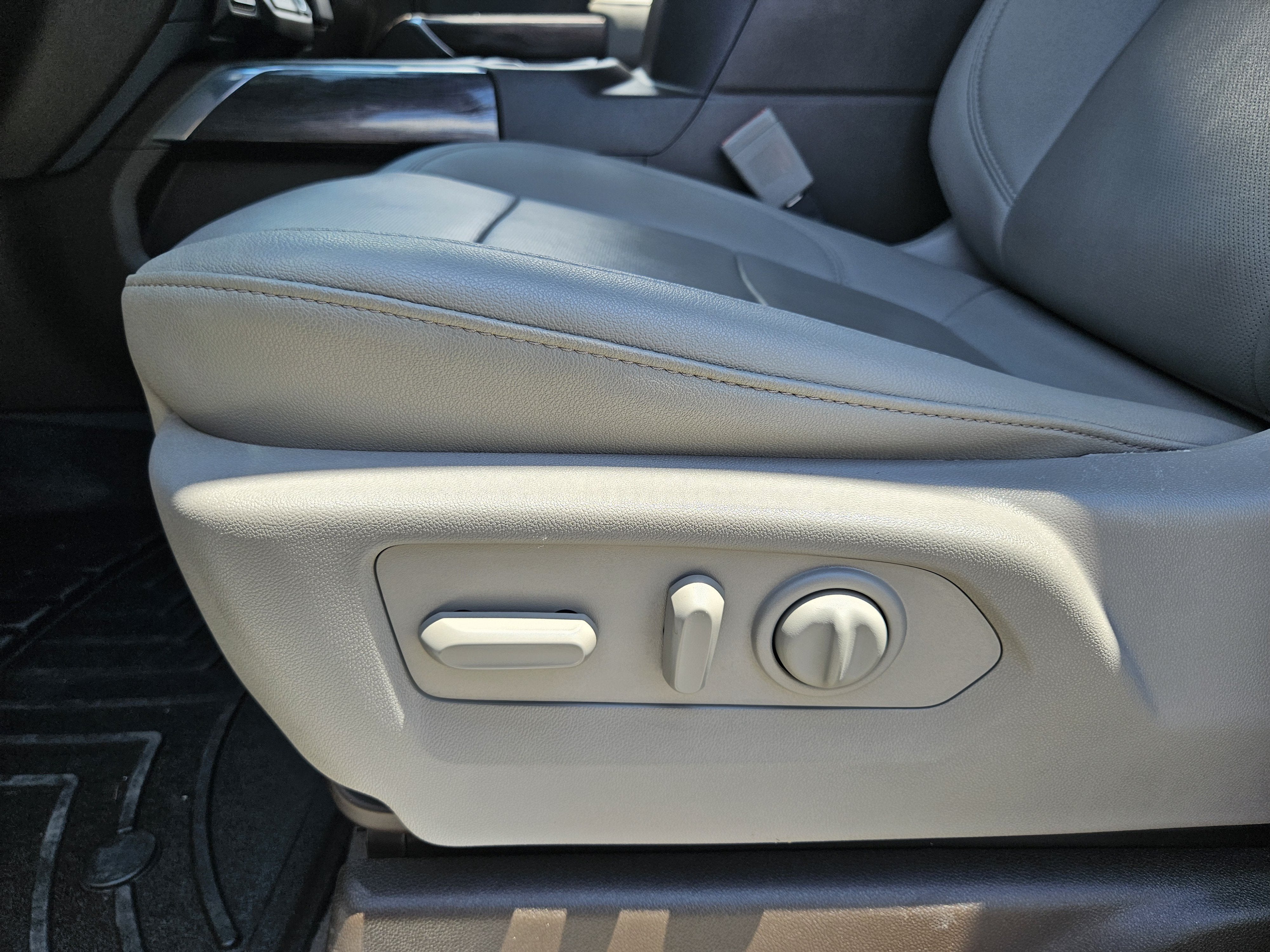 2023 Chevrolet Silverado 3500 HD LTZ DRW