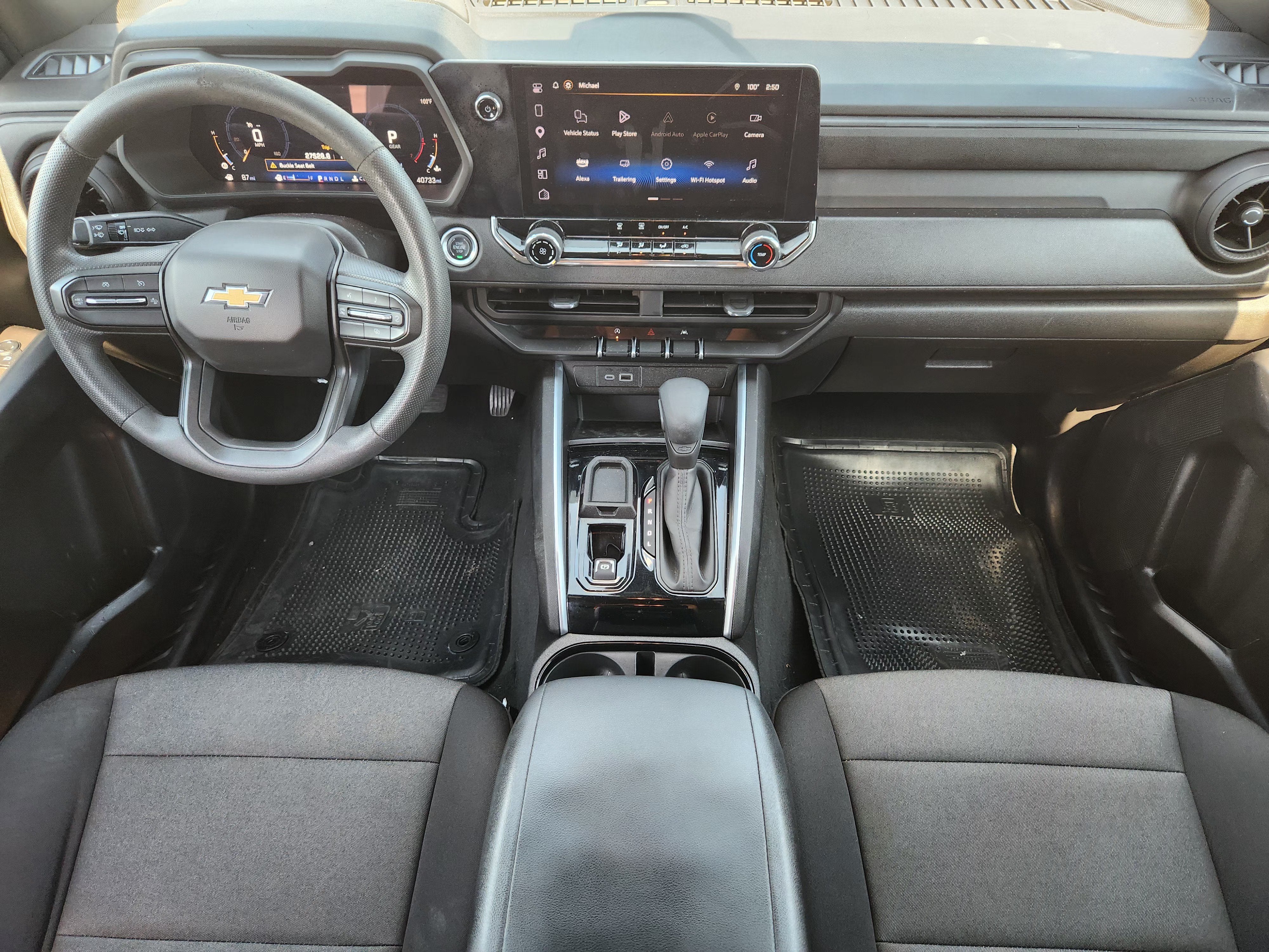 2025 Chevrolet Colorado WT/LT