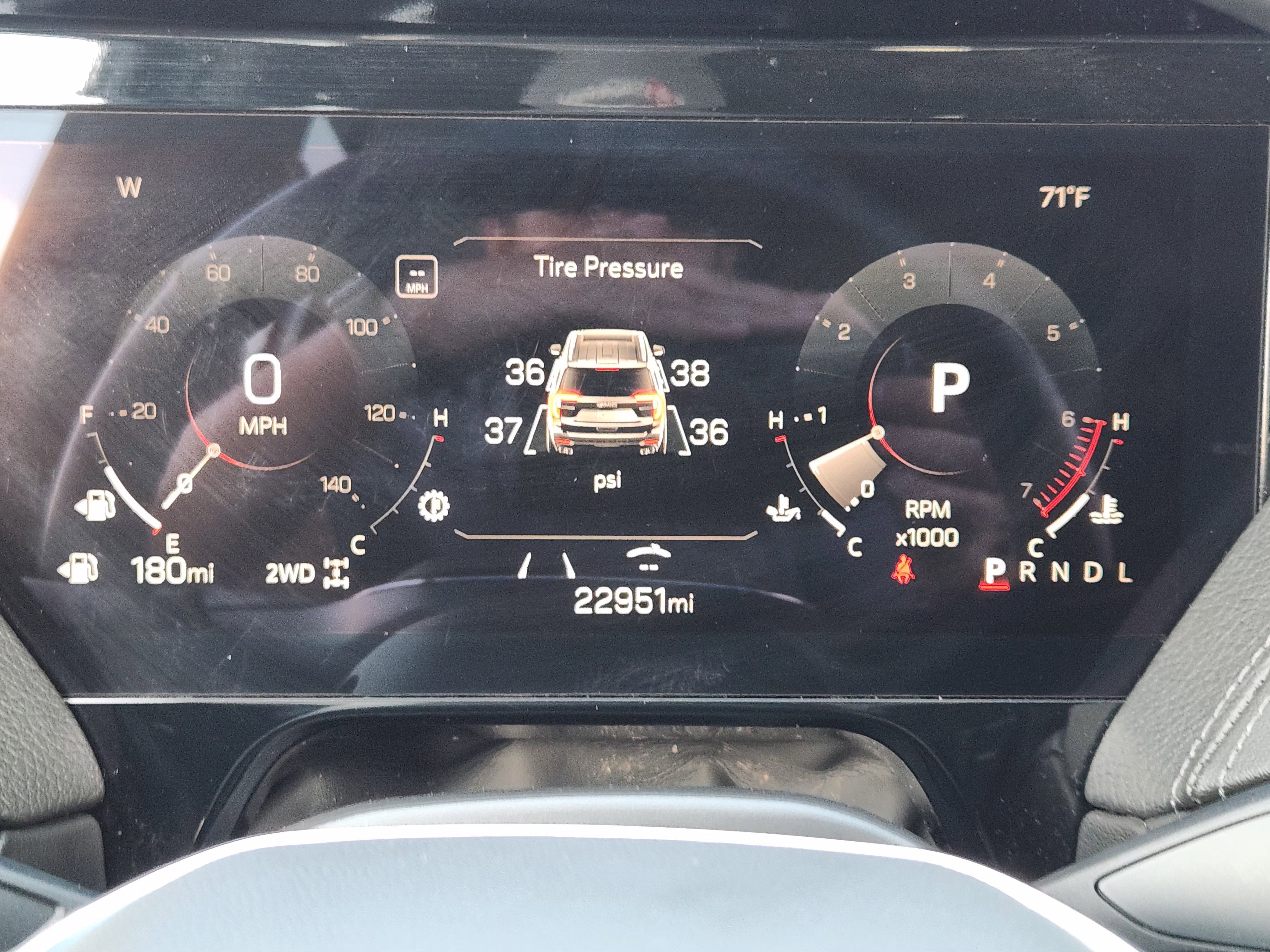 2025 GMC Yukon Denali