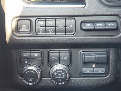 2021 GMC Yukon XL AT4