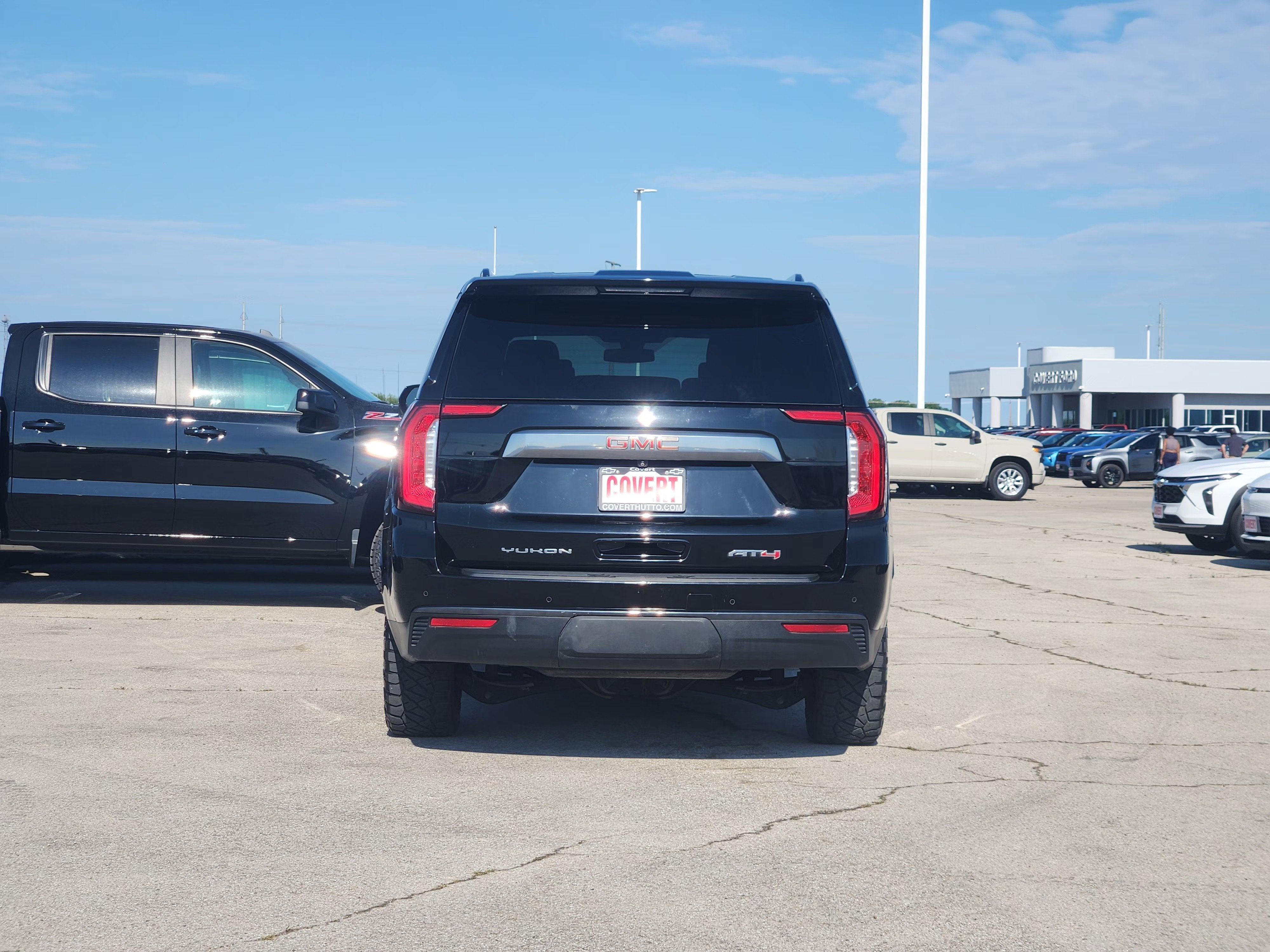 2021 GMC Yukon XL AT4