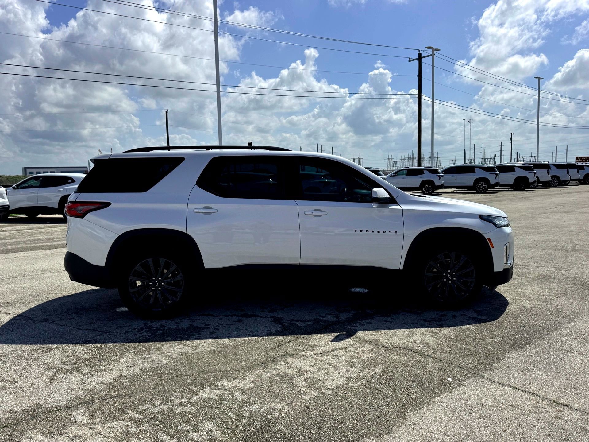 2022 Chevrolet Traverse RS