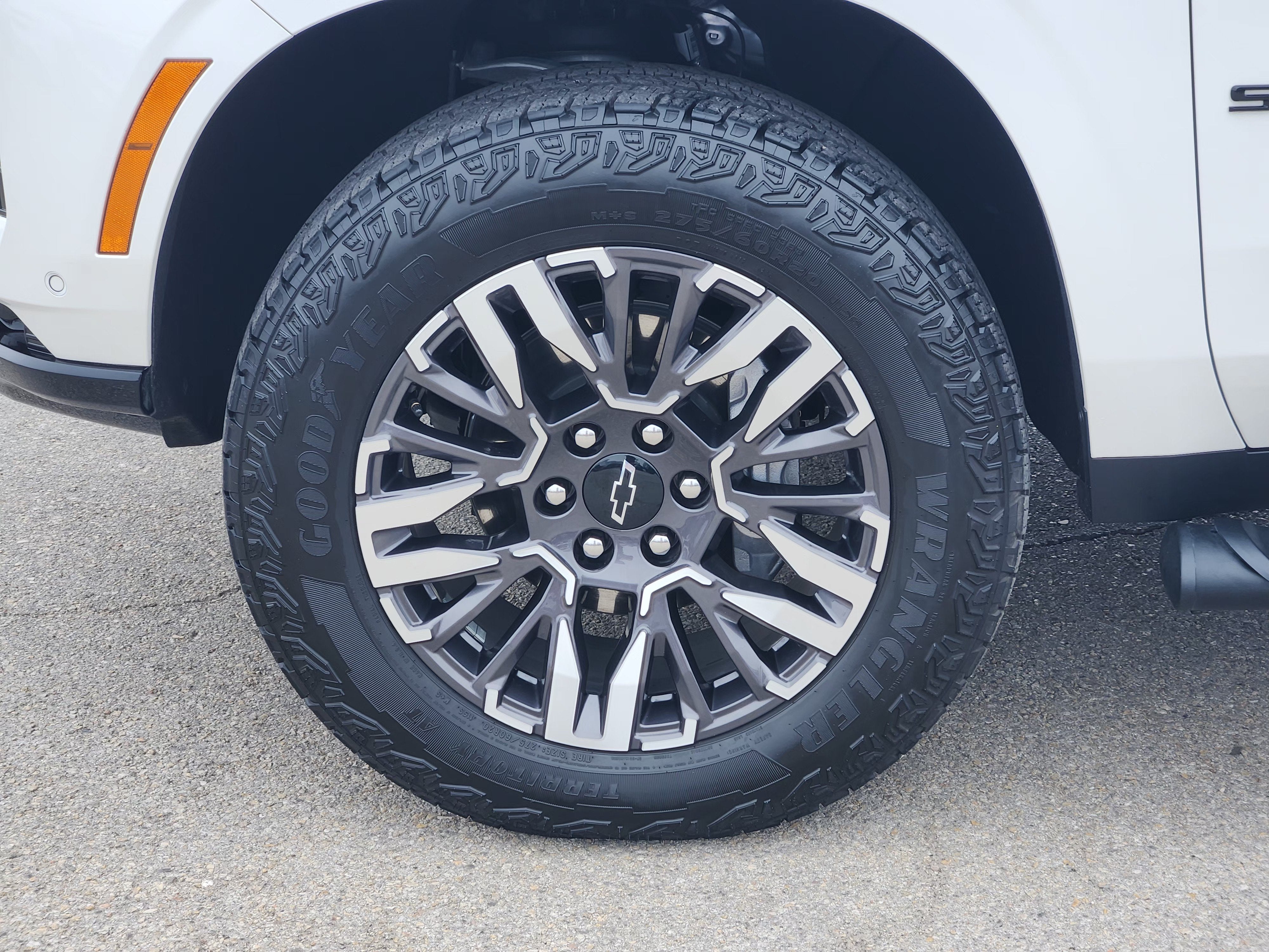 2025 Chevrolet Suburban Z71