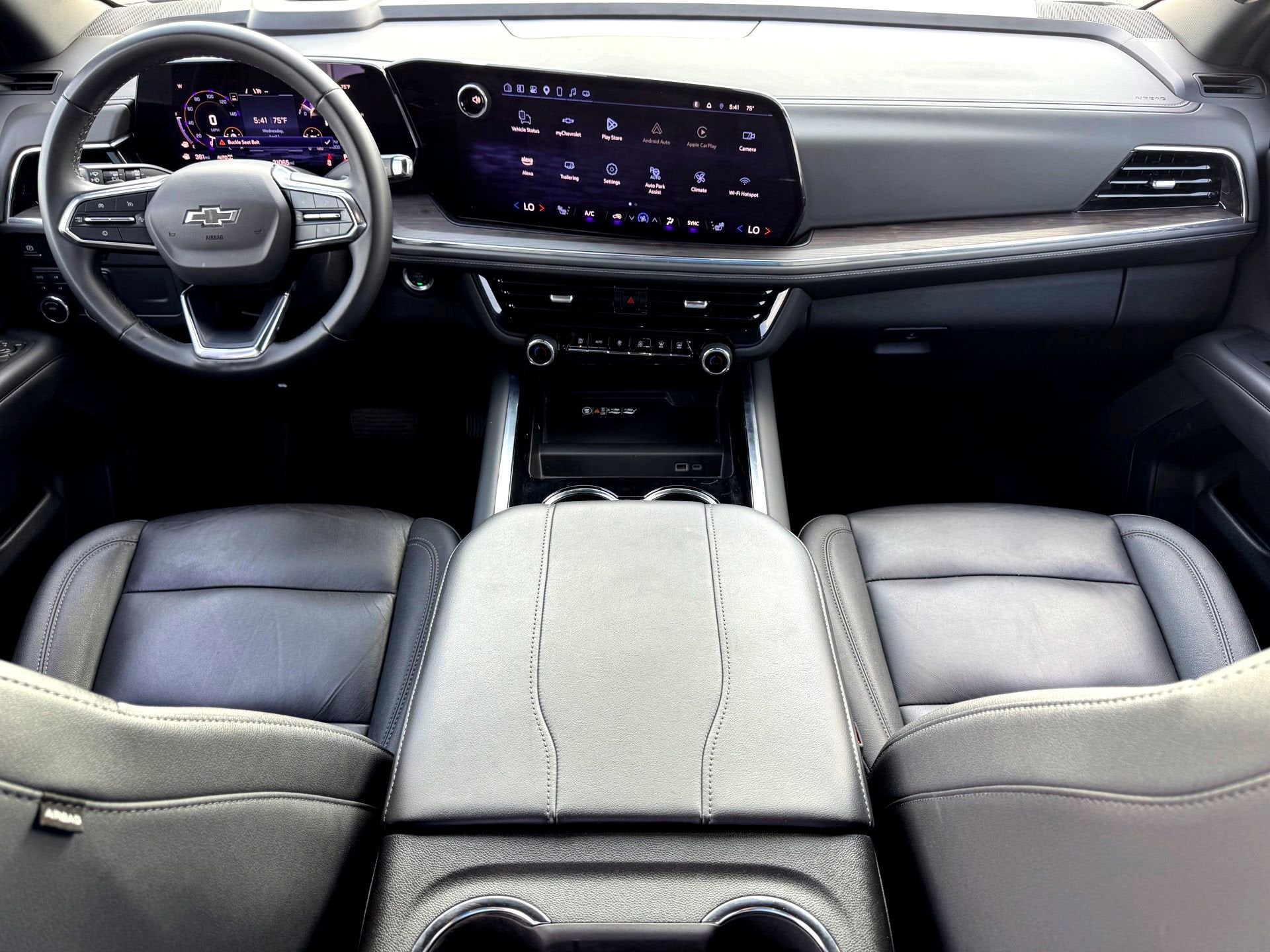 2025 Chevrolet Suburban Z71