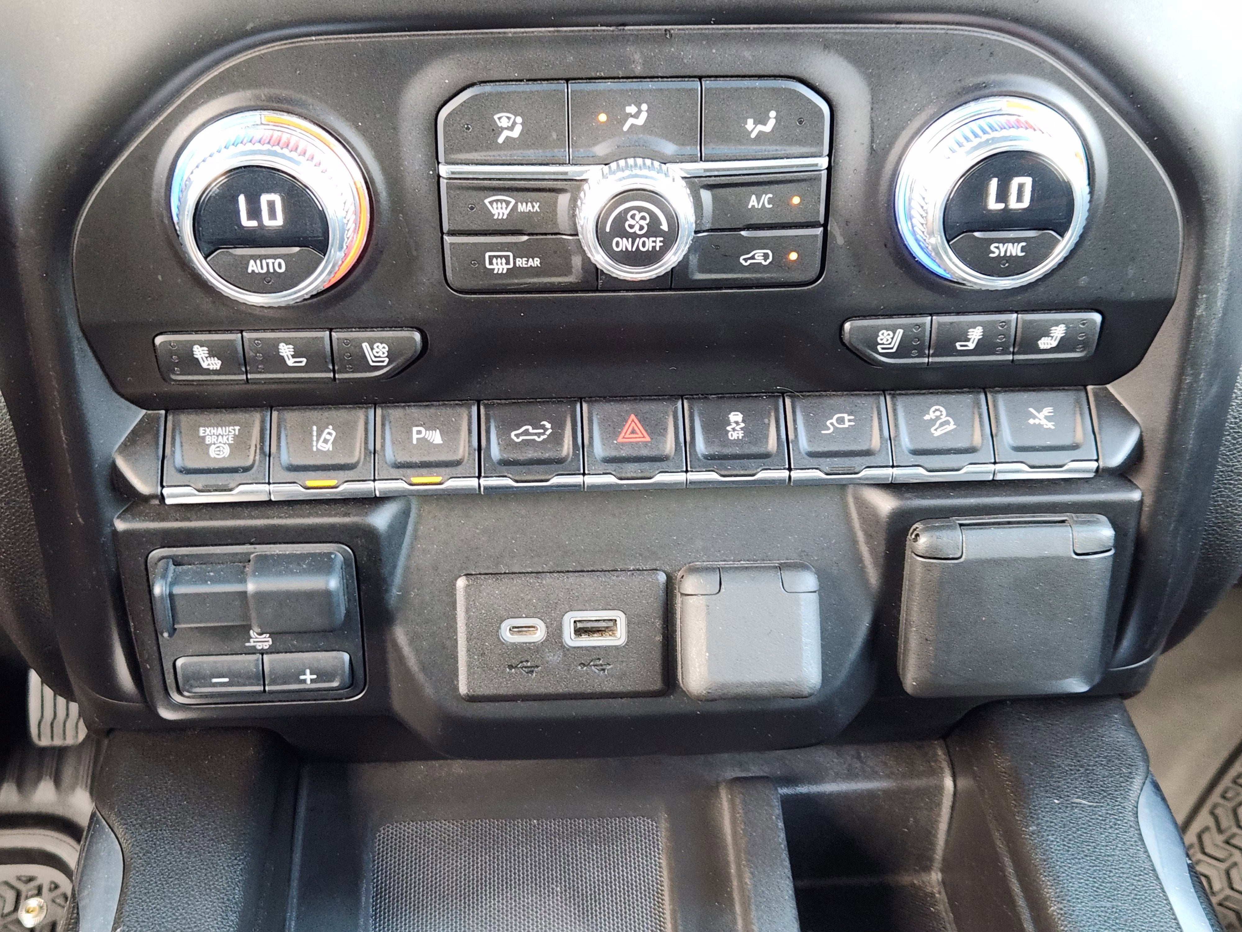 2023 GMC Sierra 2500 HD AT4