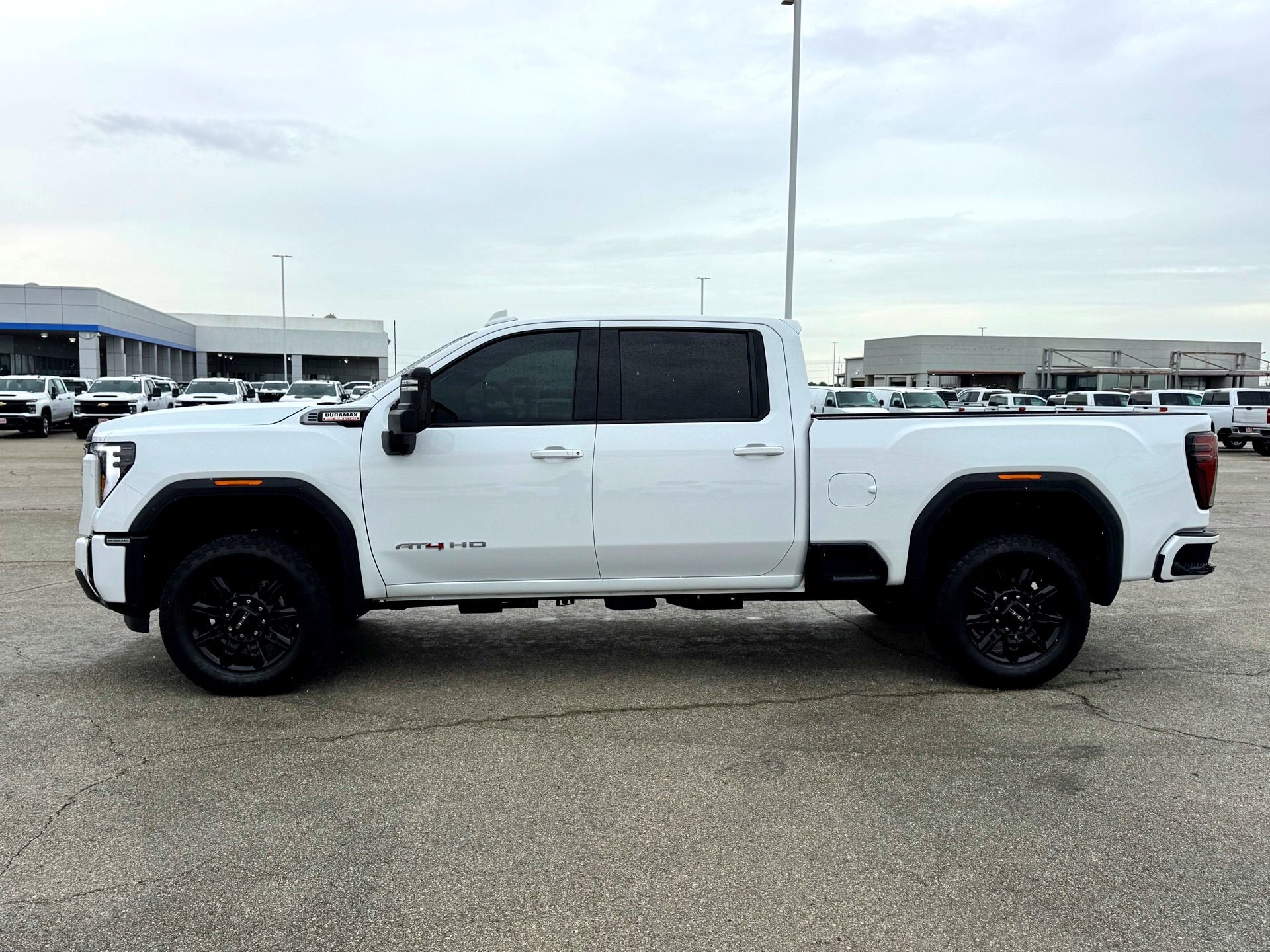 2025 GMC Sierra 2500 HD AT4