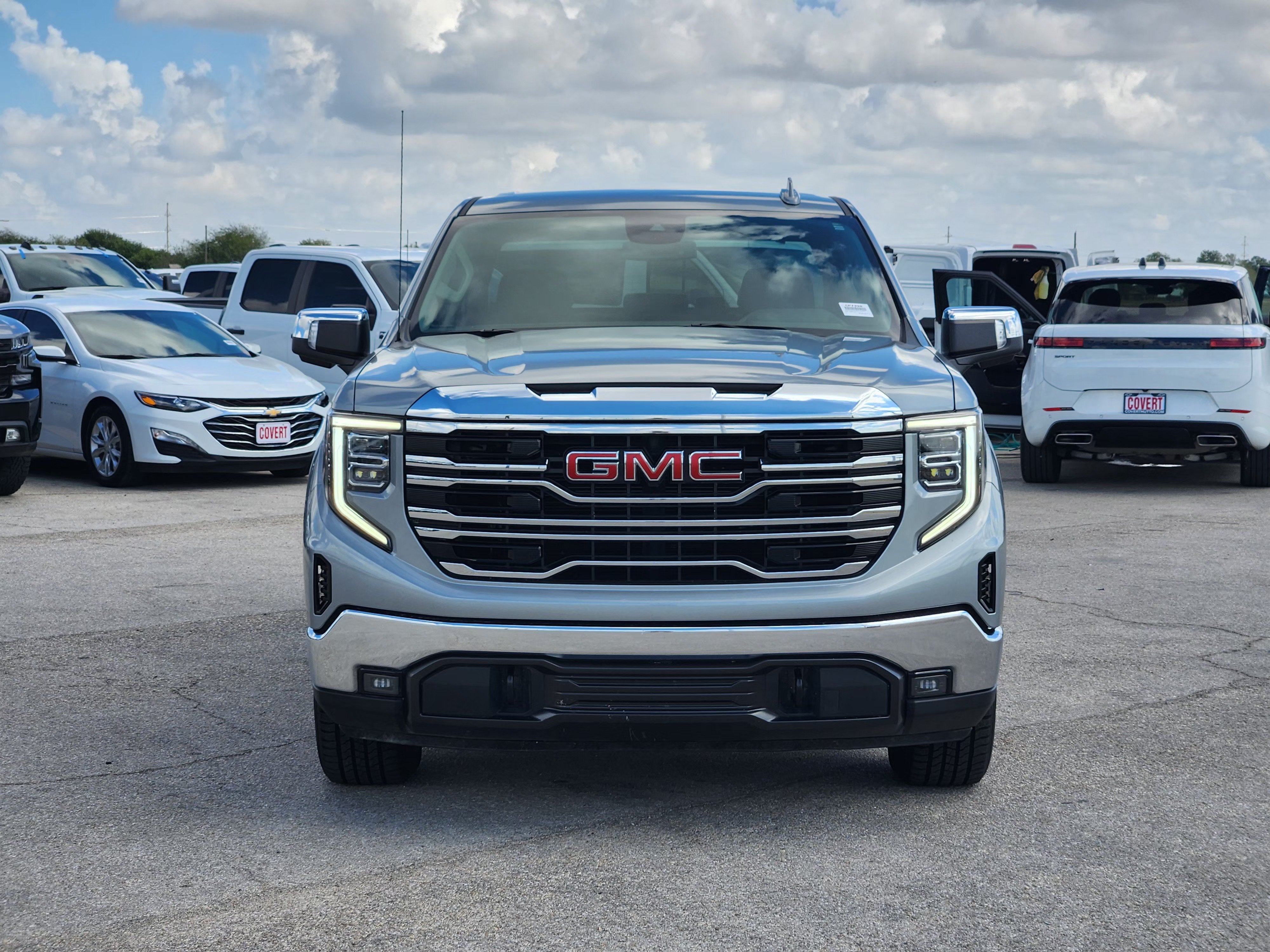 2025 GMC Sierra 1500 SLT