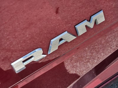 2020 RAM 3500 Laramie Crew Cab 4x4 8' Box