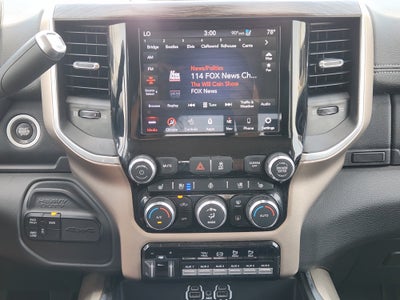2020 RAM 3500 Laramie Crew Cab 4x4 8' Box