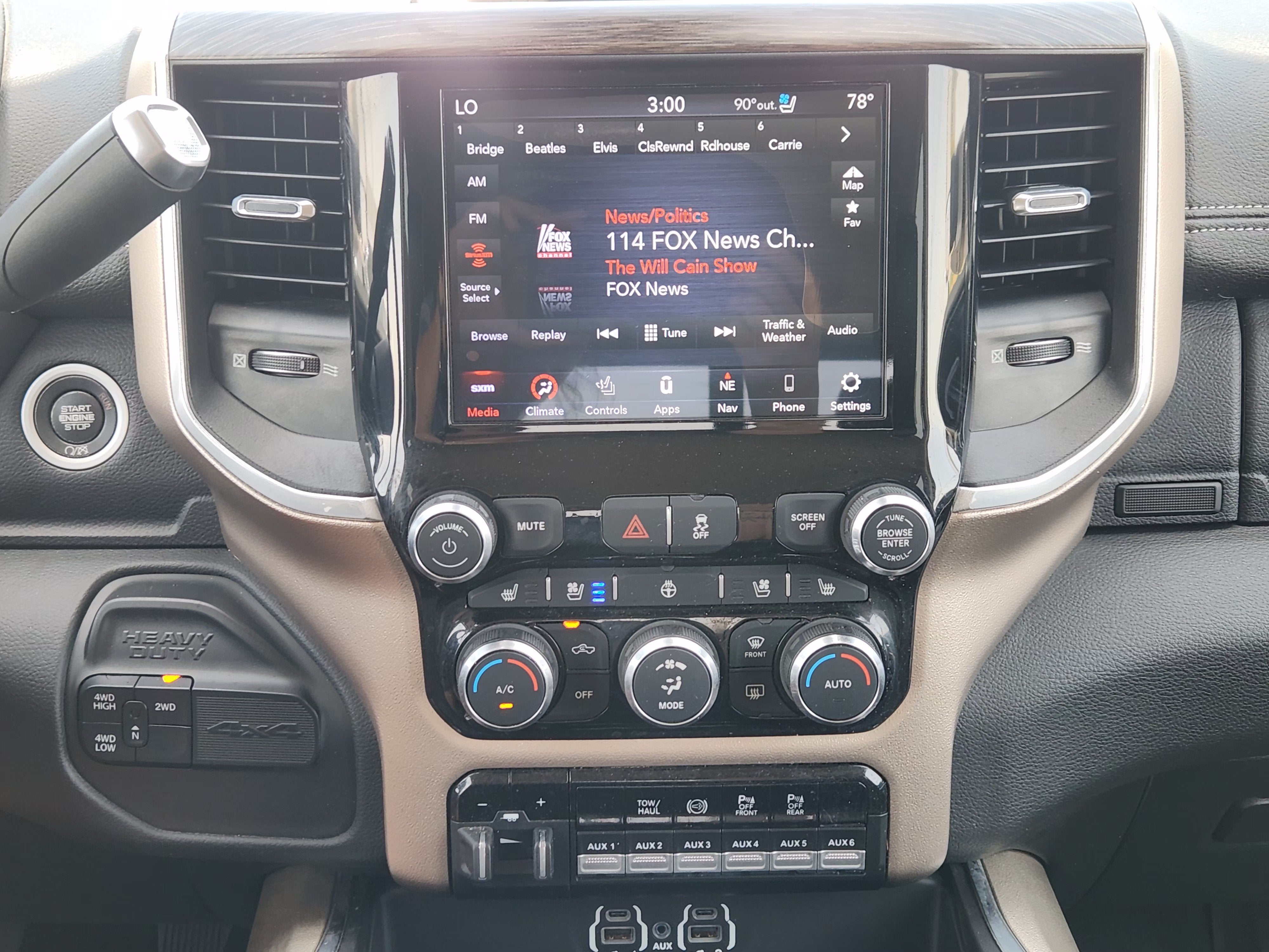 2020 RAM 3500 Laramie Crew Cab 4x4 8' Box