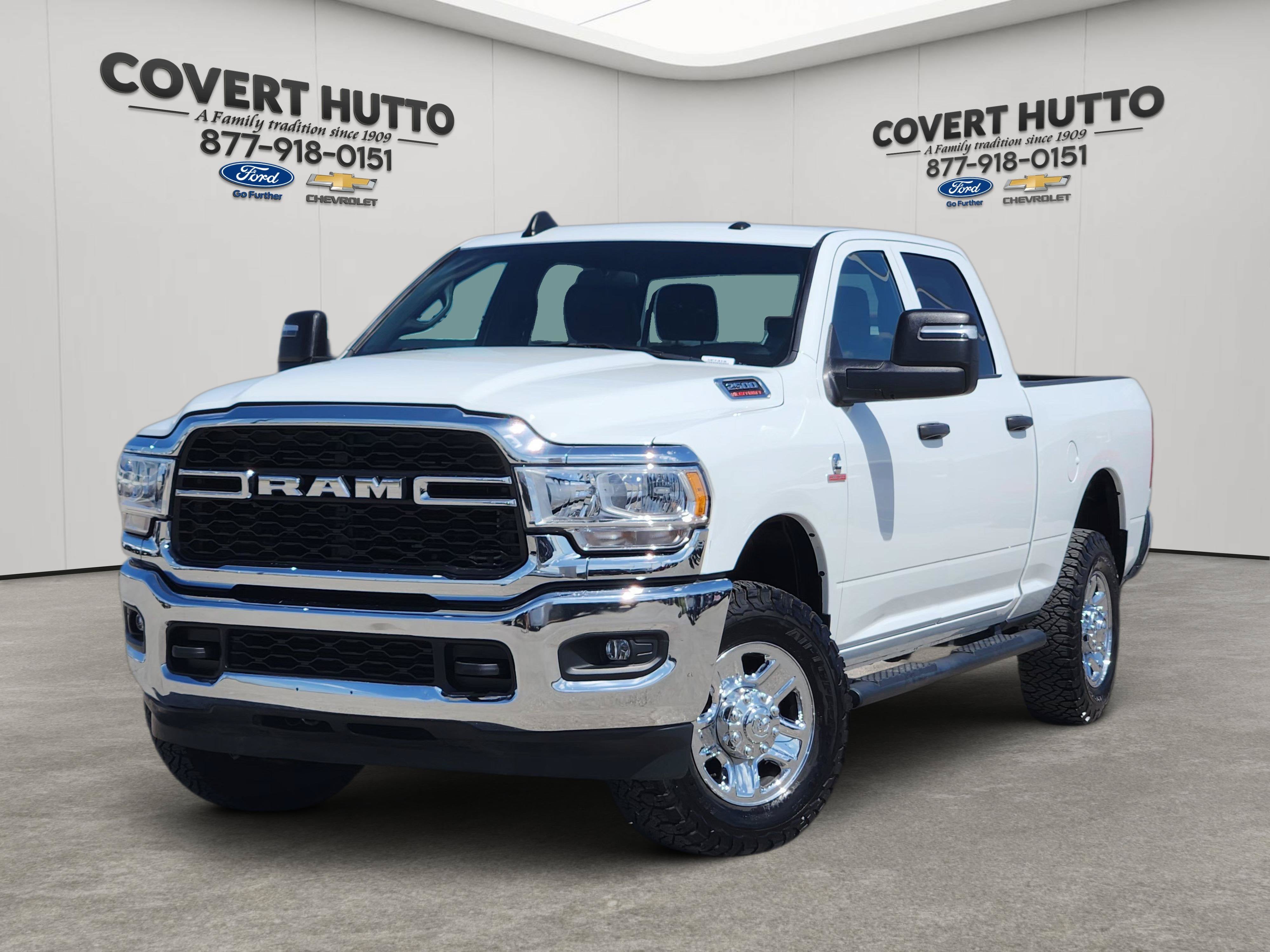 2024 RAM 2500 Tradesman Crew Cab 4x4 6'4" Box