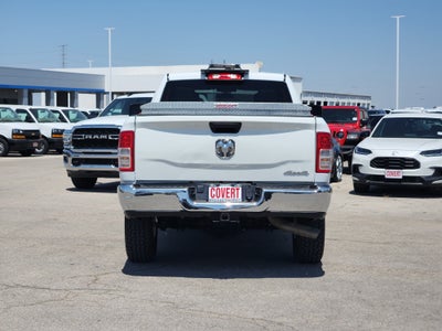 2023 RAM 2500 Tradesman Crew Cab 4x4 6'4" Box