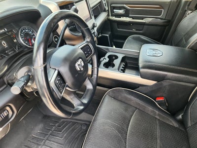 2022 RAM 2500 Laramie Crew Cab 4x4 6'4" Box