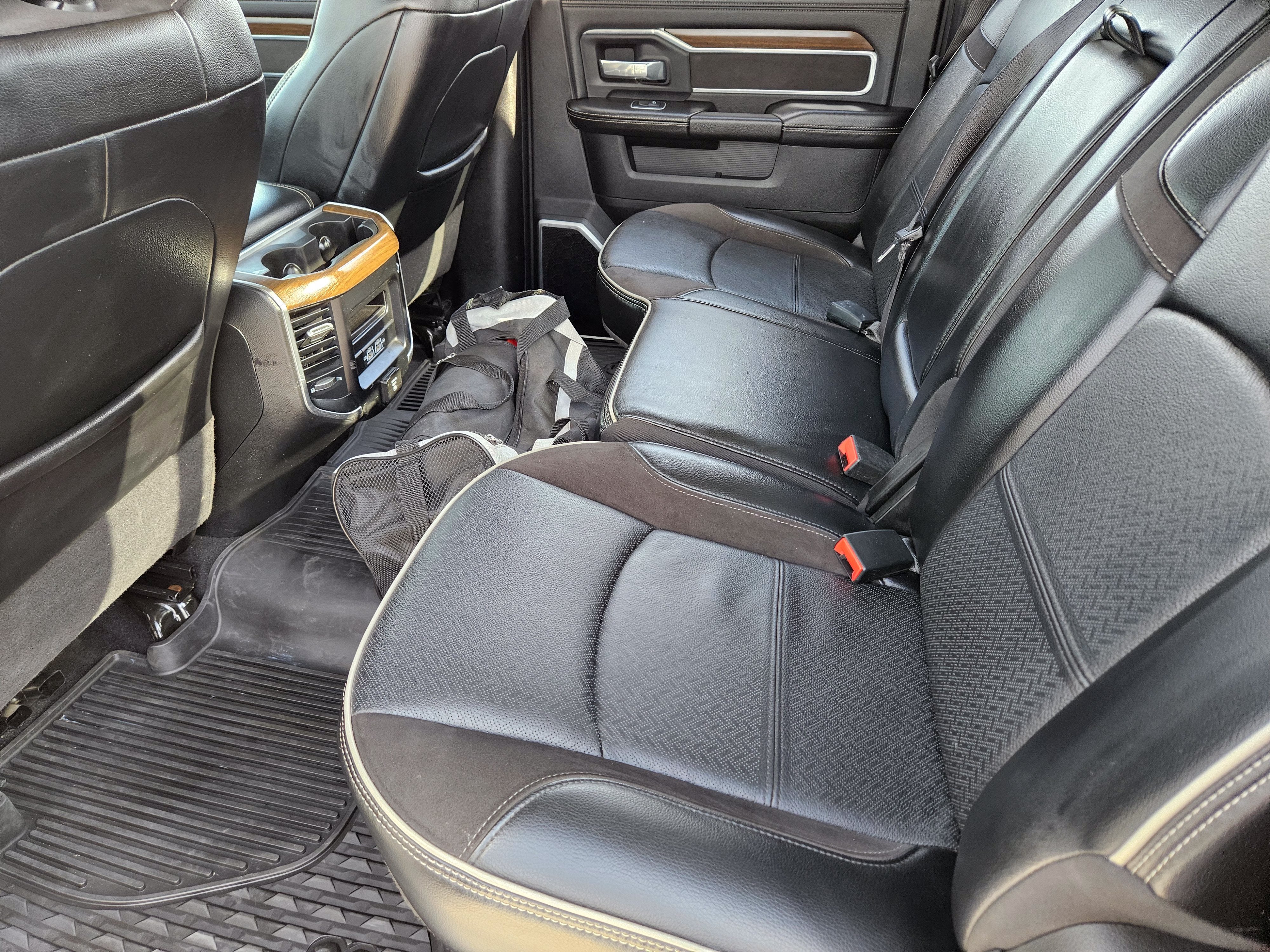 2023 RAM 2500 Laramie Crew Cab 4x4 6'4" Box