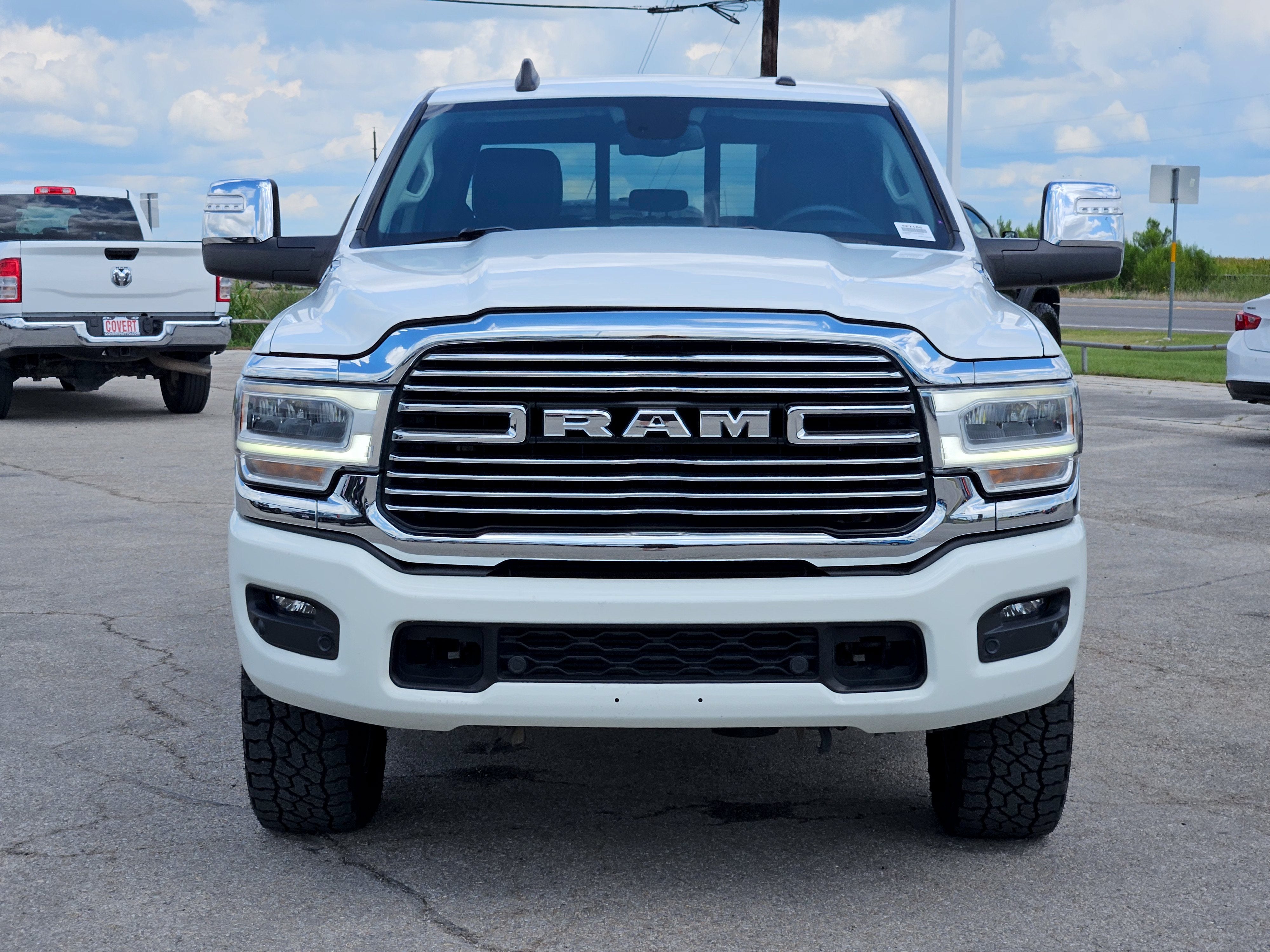 2023 RAM 2500 Laramie Crew Cab 4x4 6'4" Box