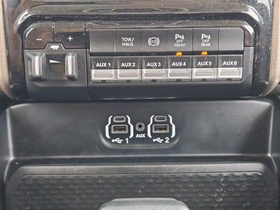 2023 RAM 2500 Laramie Crew Cab 4x4 6'4" Box