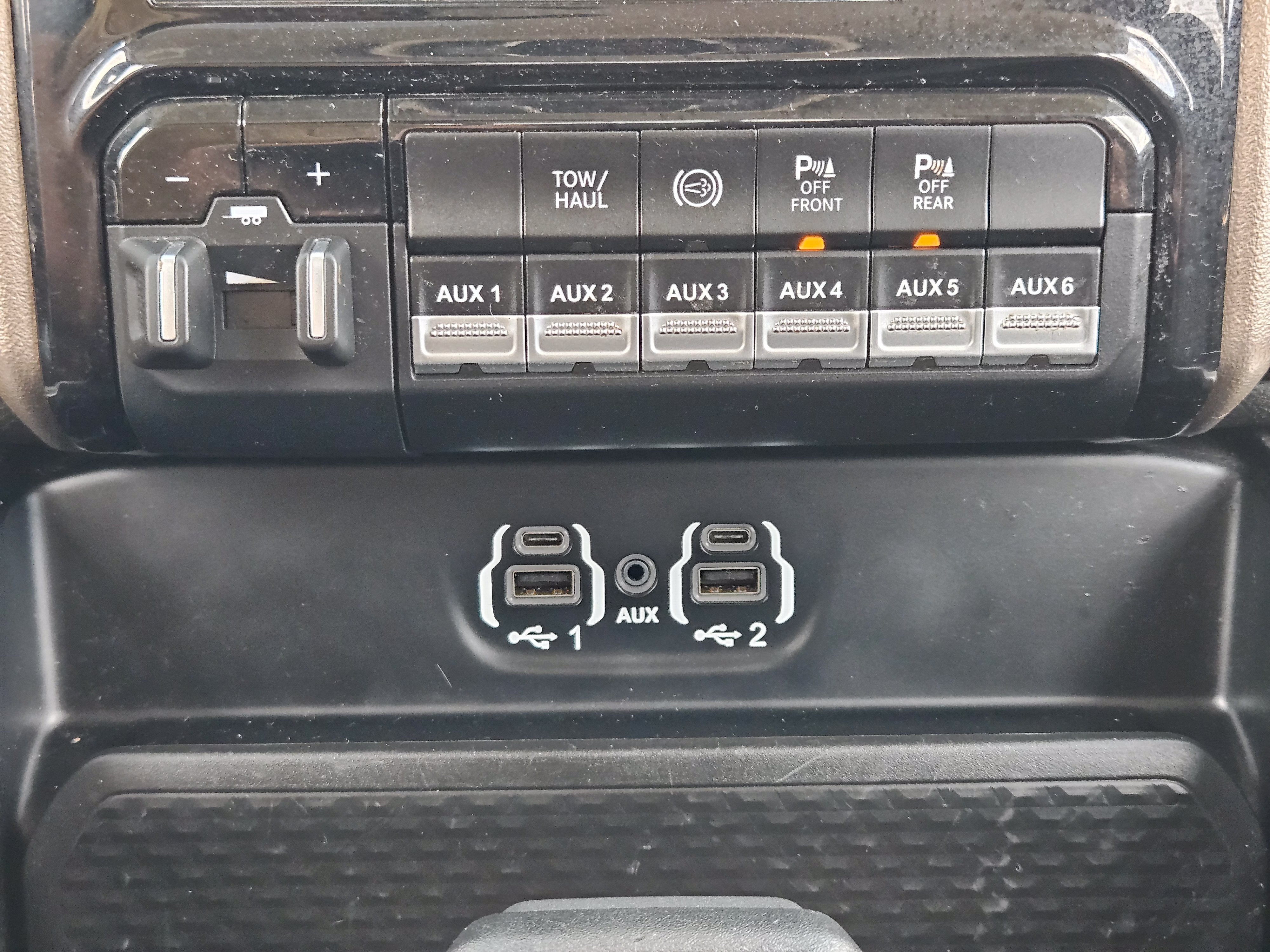 2023 RAM 2500 Laramie Crew Cab 4x4 6'4" Box