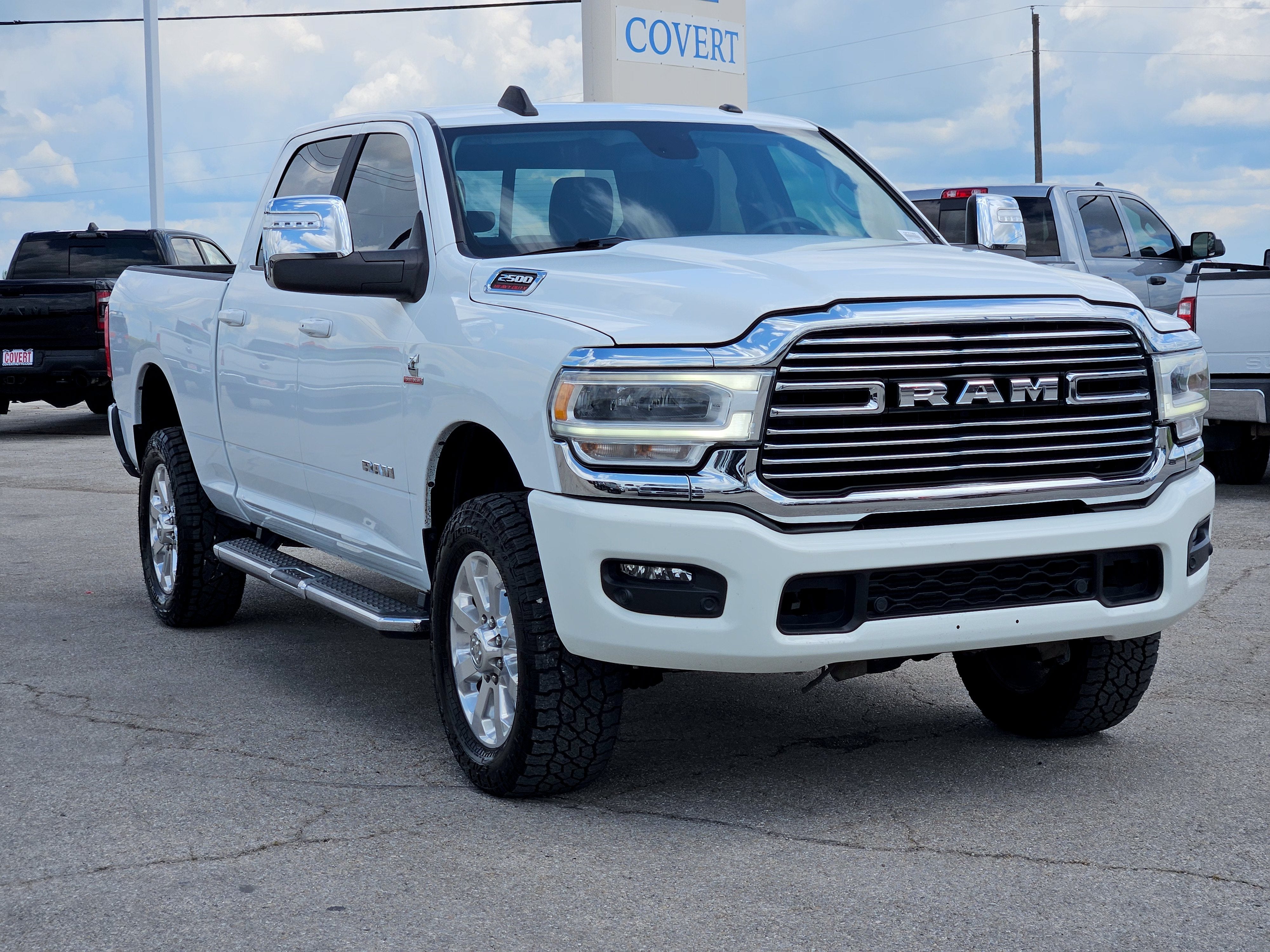 2023 RAM 2500 Laramie Crew Cab 4x4 6'4" Box
