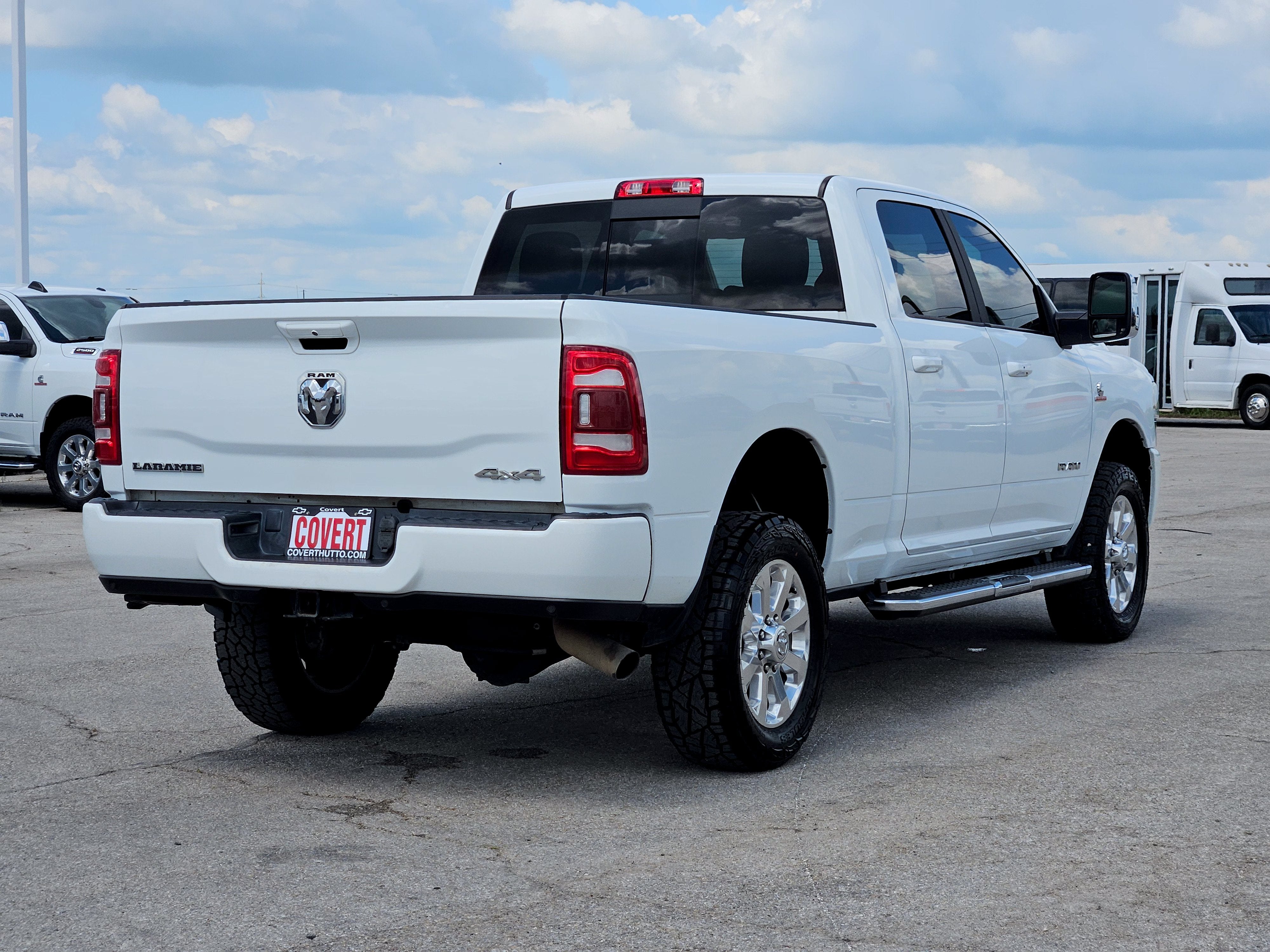 2023 RAM 2500 Laramie Crew Cab 4x4 6'4" Box