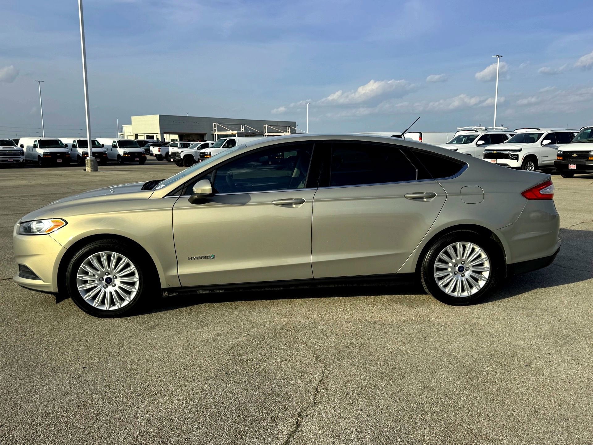 2016 Ford Fusion S Hybrid