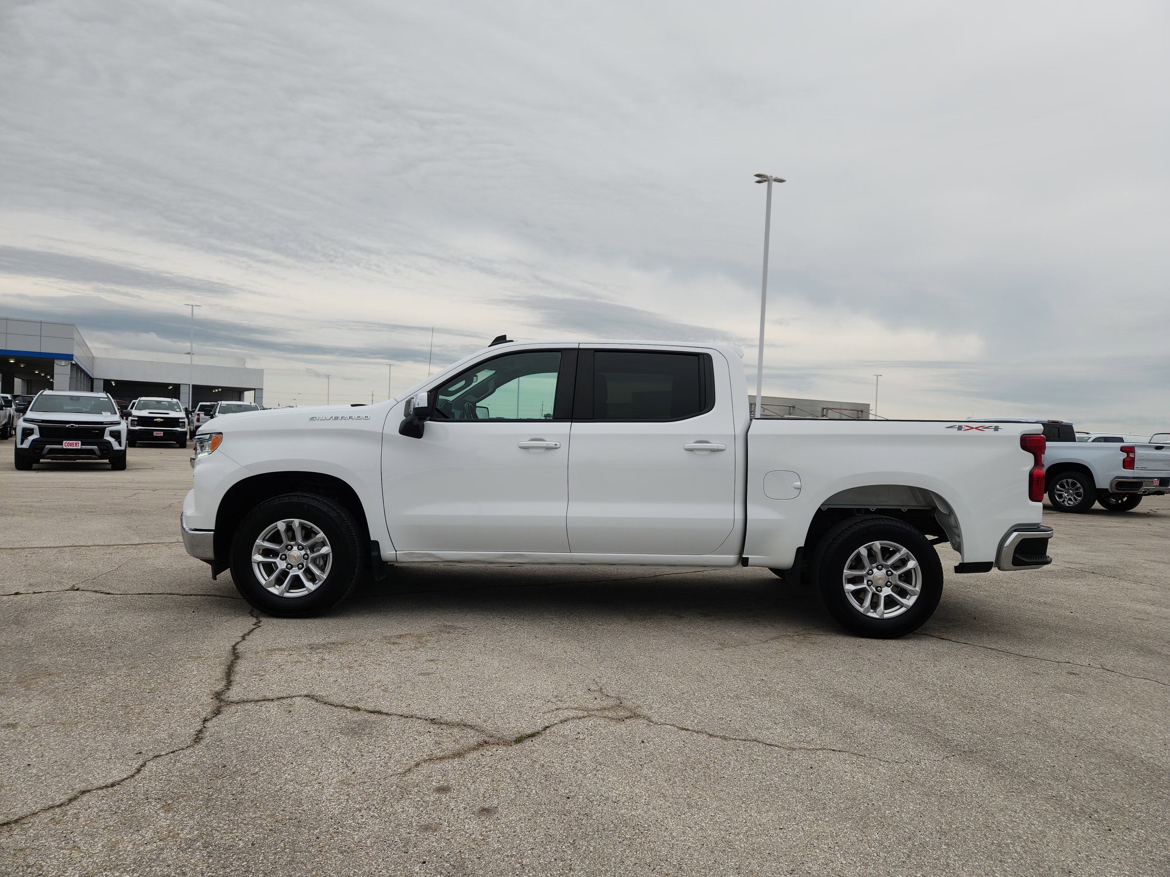 2025 Chevrolet Silverado 1500 LT