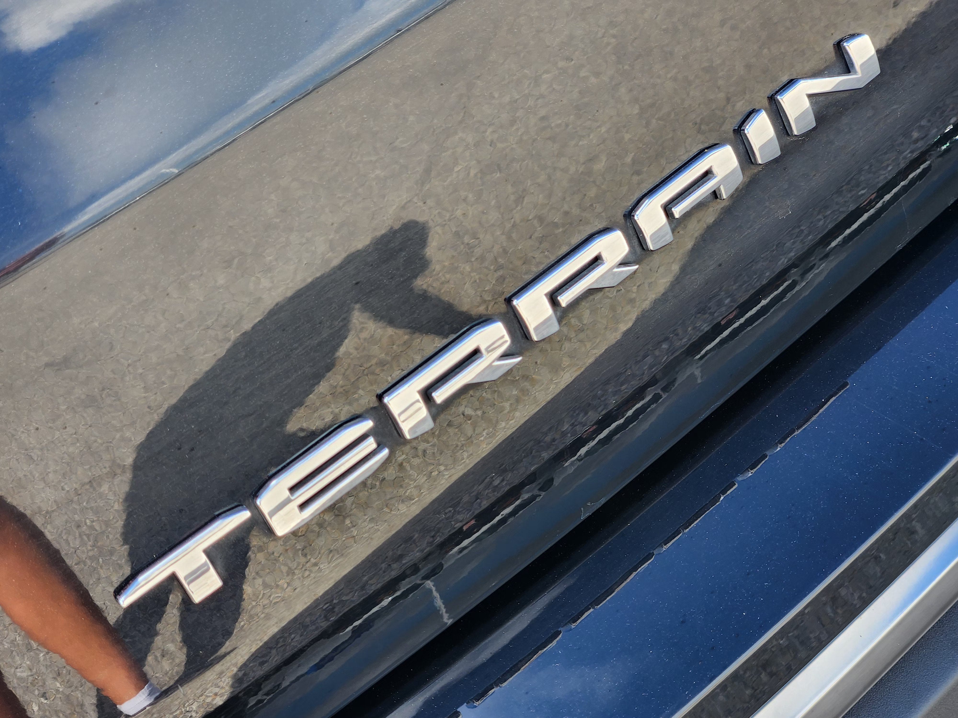 2023 GMC Terrain AT4