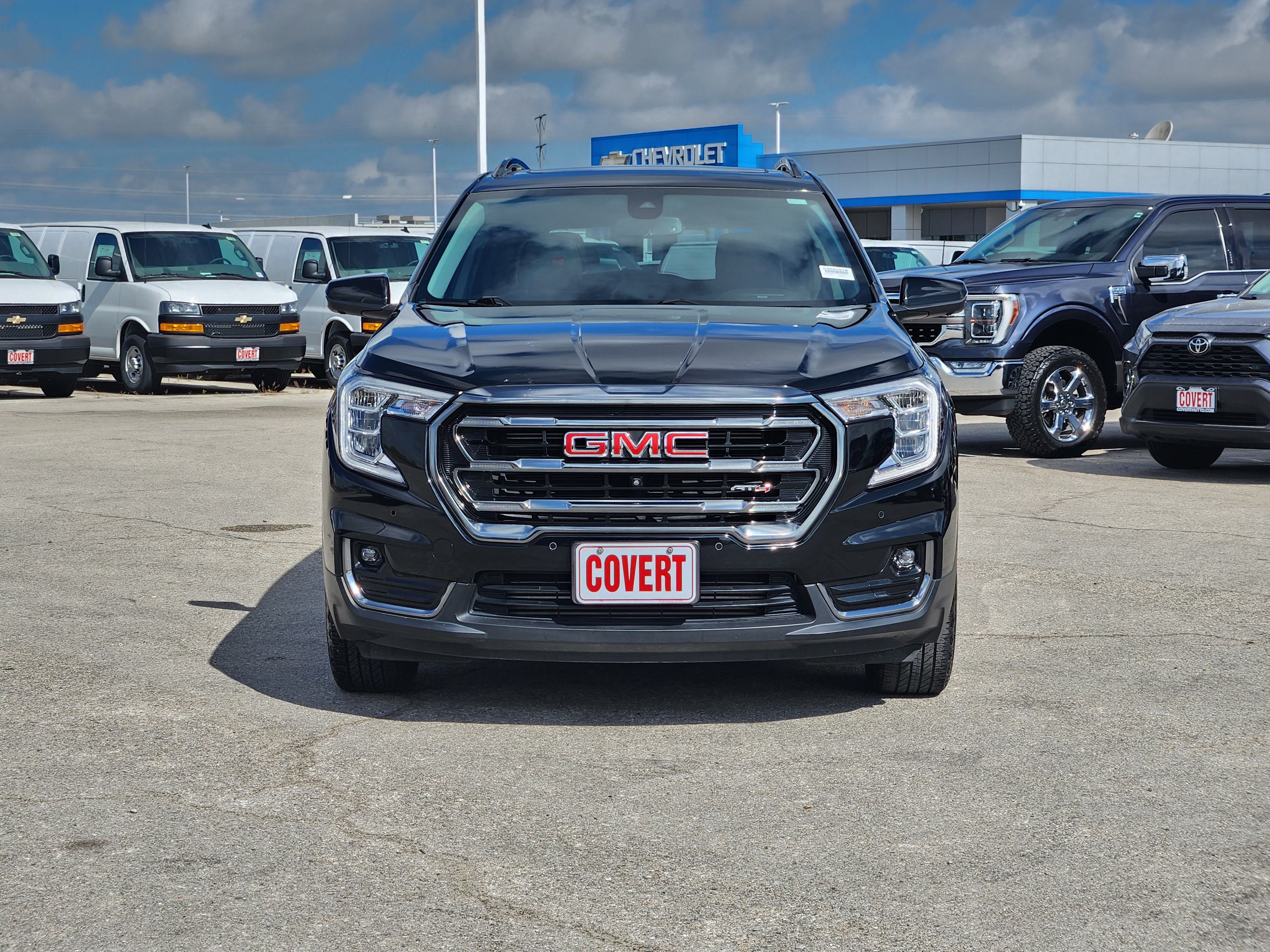 2023 GMC Terrain AT4