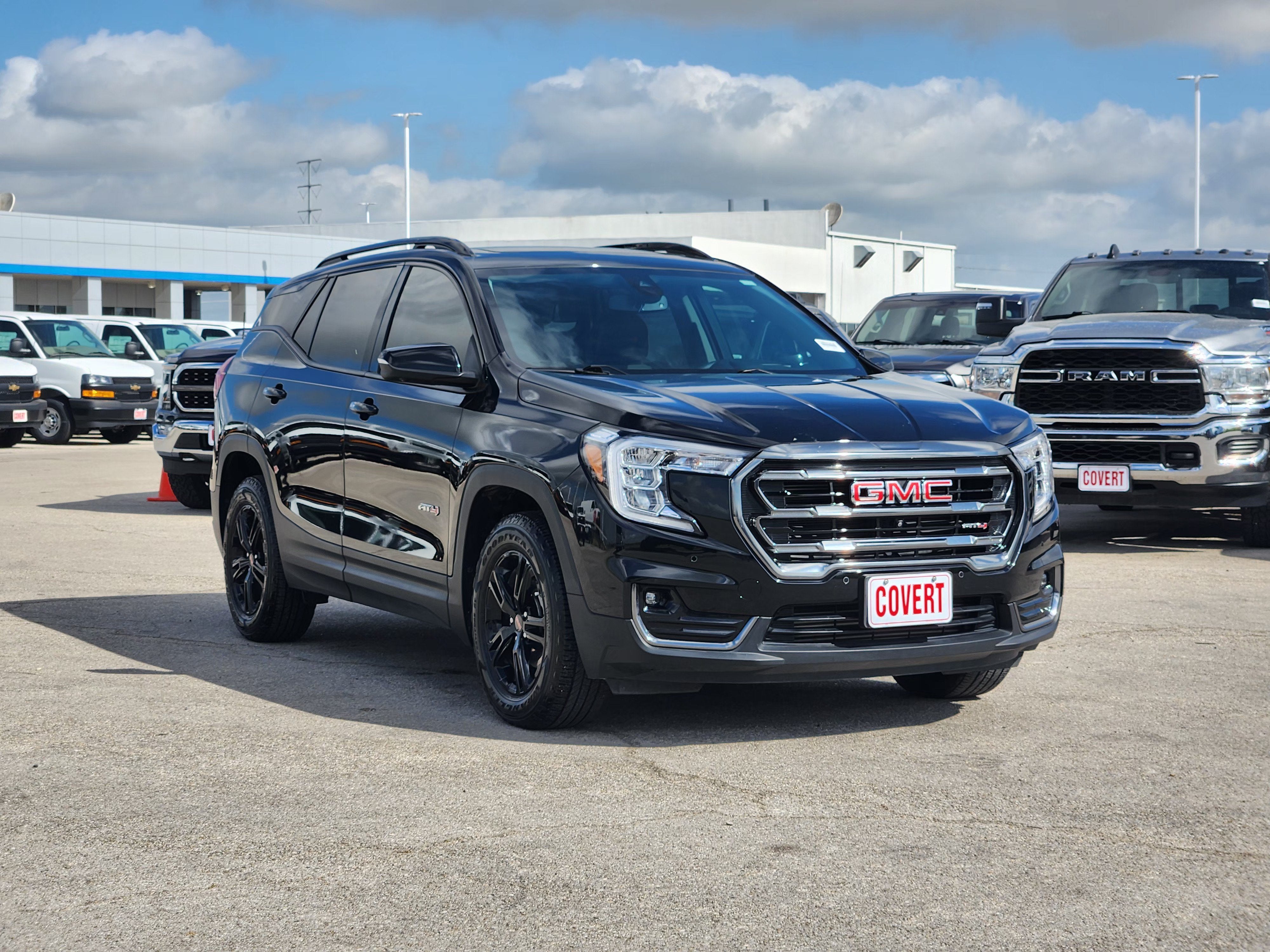 2023 GMC Terrain AT4