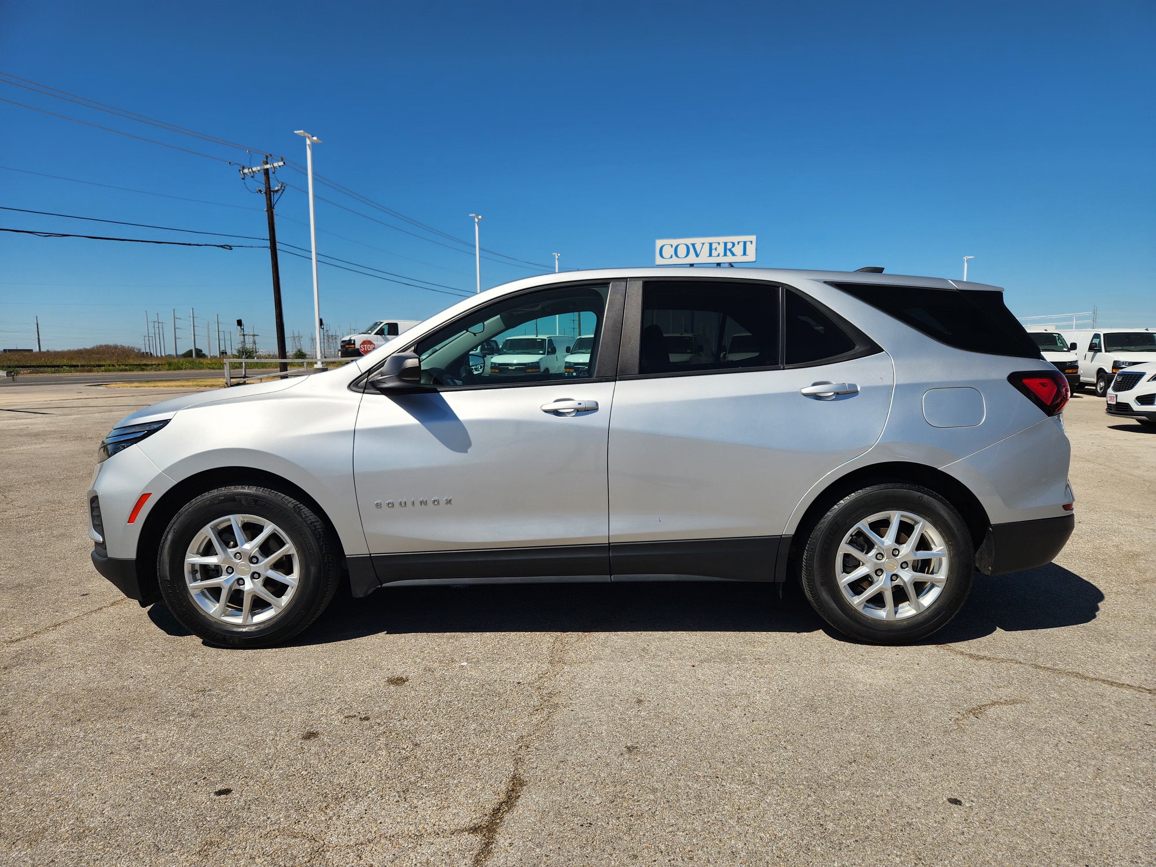 2022 Chevrolet Equinox LS