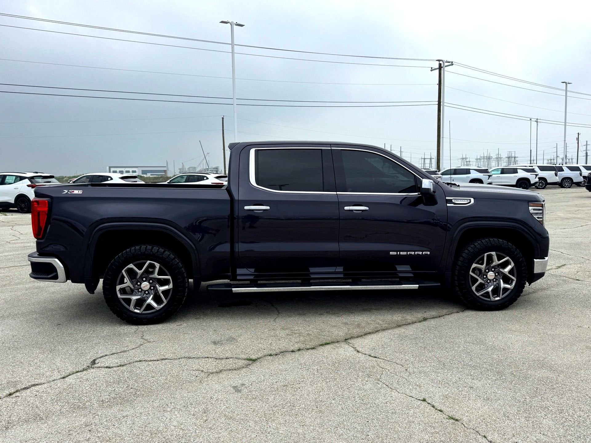 2022 GMC Sierra 1500 SLT