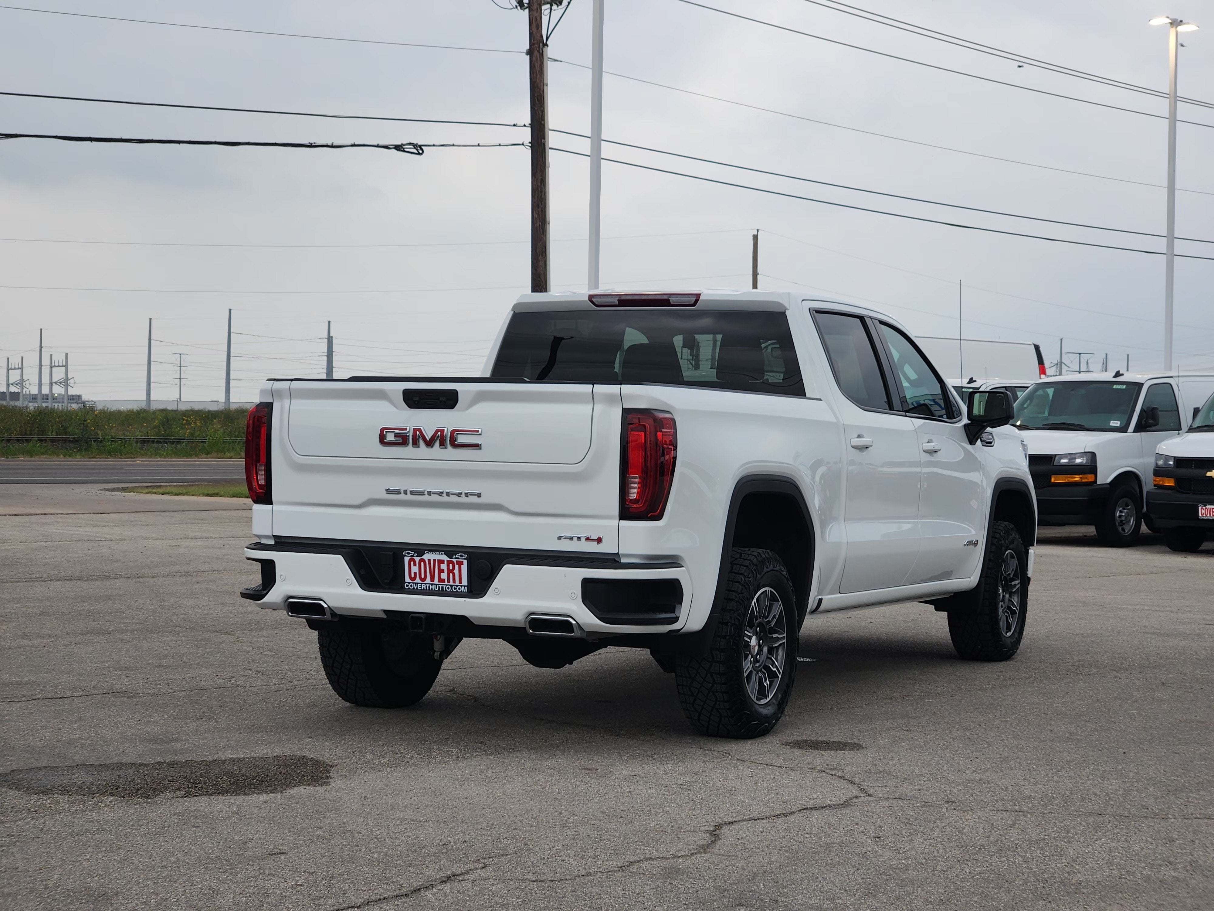 2025 GMC Sierra 1500 AT4