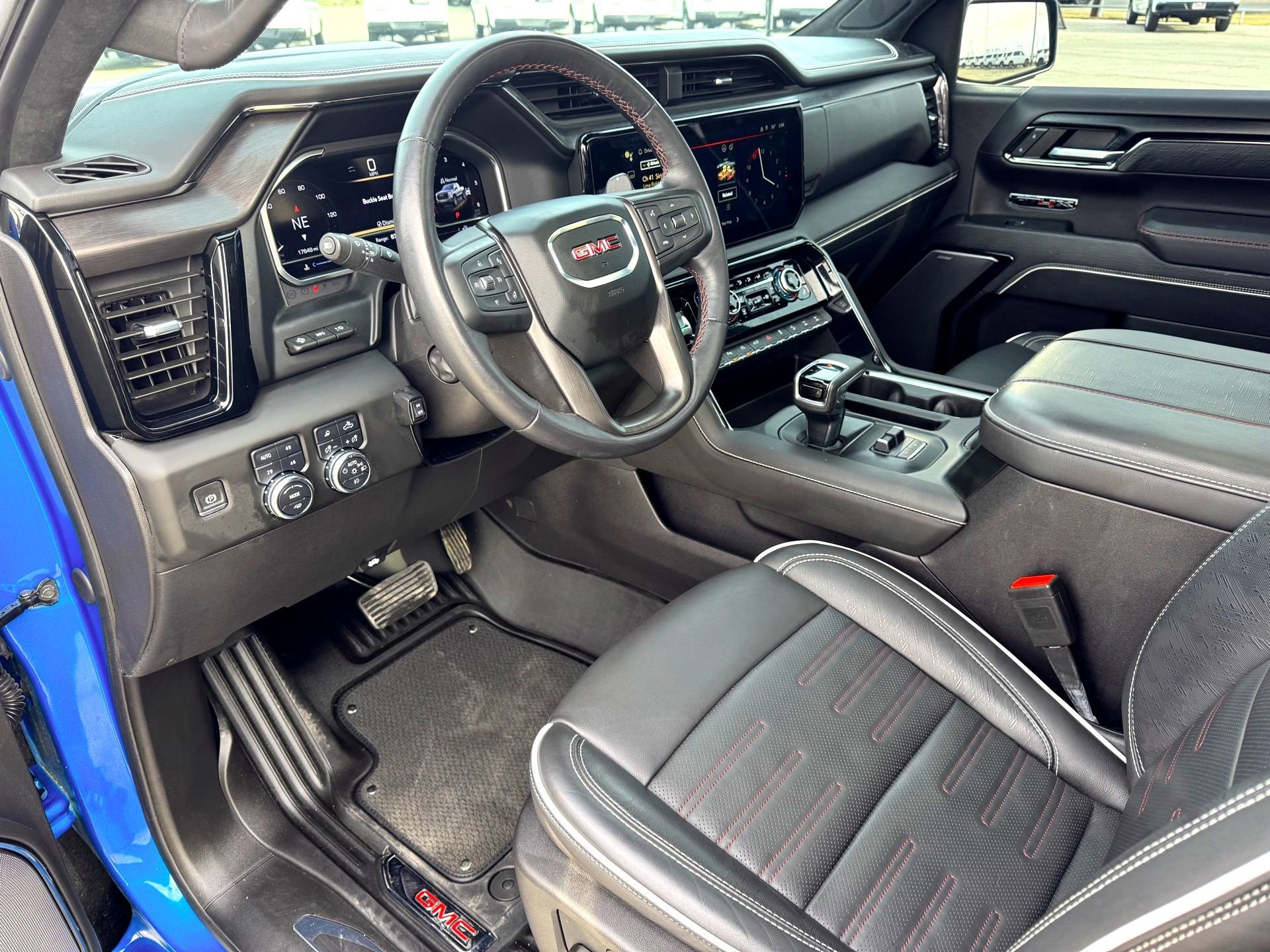 2024 GMC Sierra 1500 AT4X