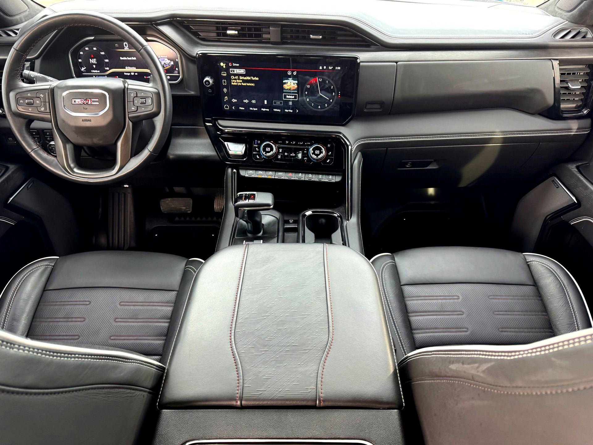 2024 GMC Sierra 1500 AT4X