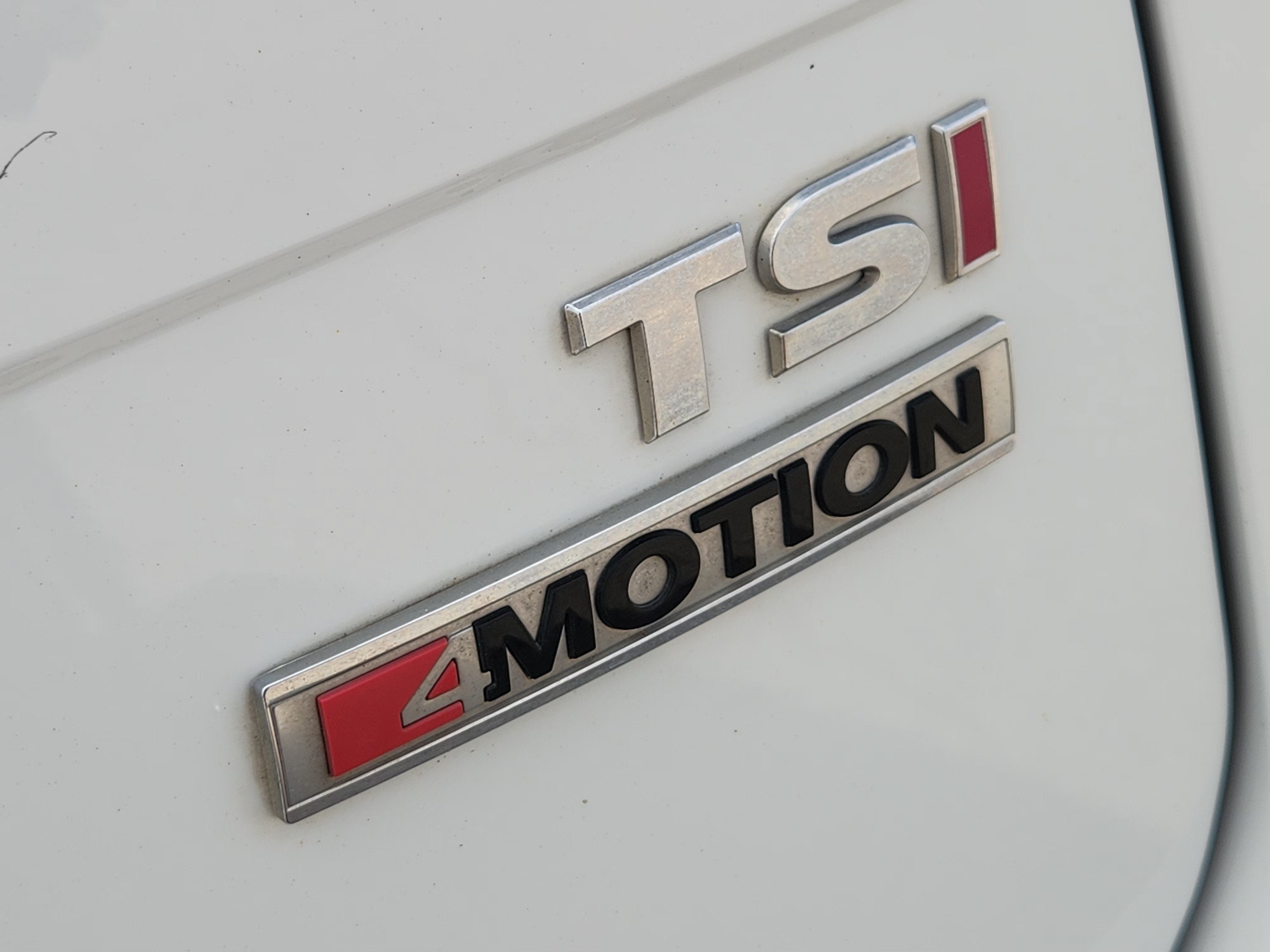2018 Volkswagen Tiguan 2.0T SEL Premium