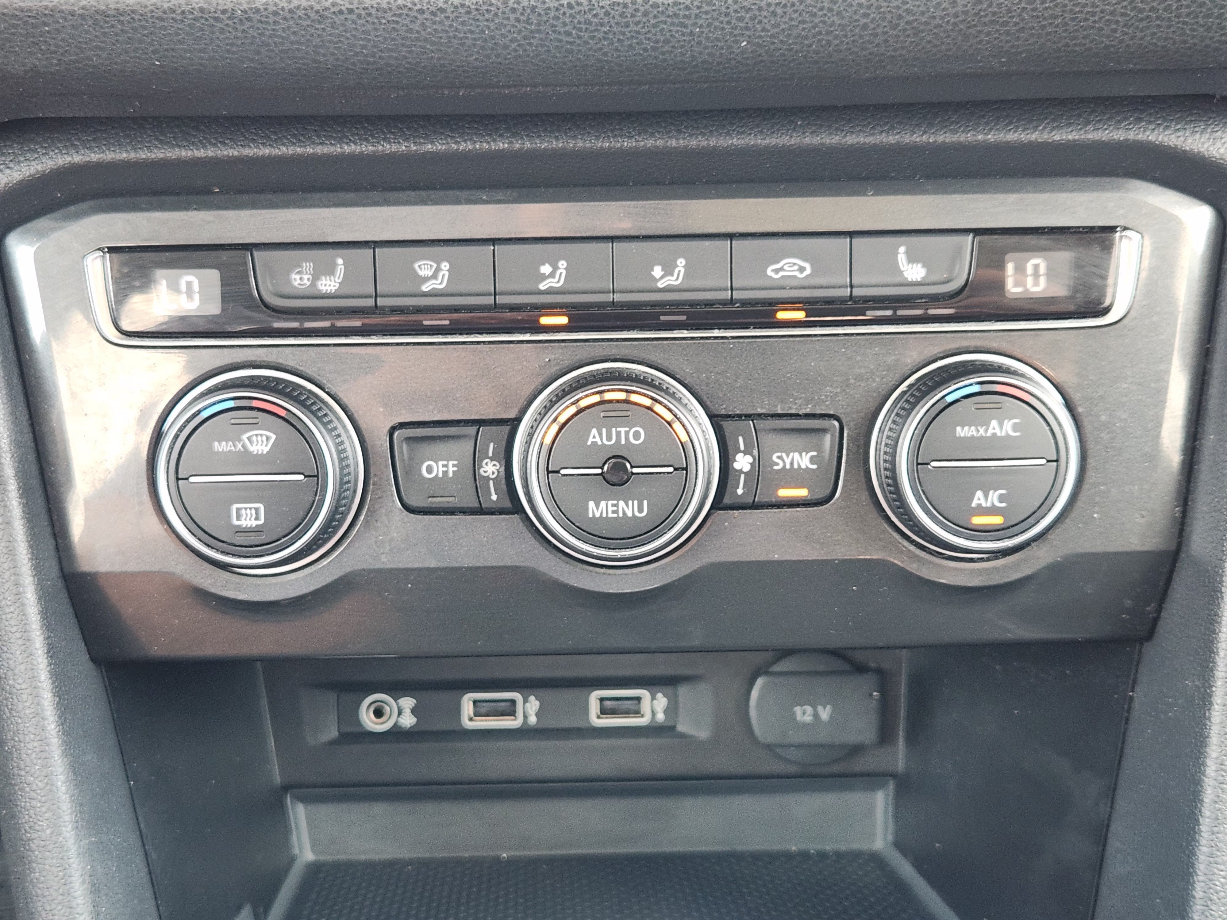 2018 Volkswagen Tiguan 2.0T SEL Premium