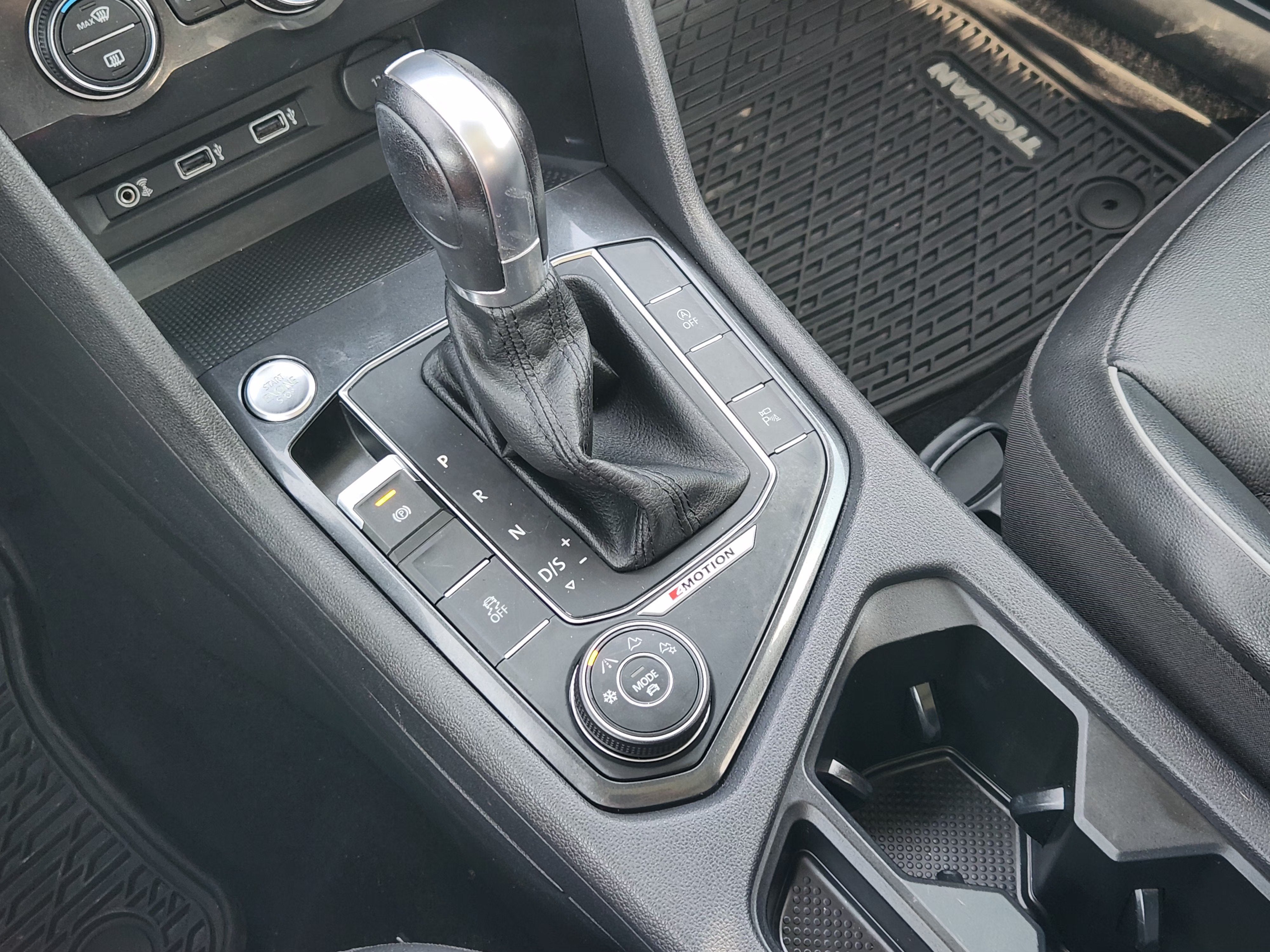 2018 Volkswagen Tiguan 2.0T SEL Premium