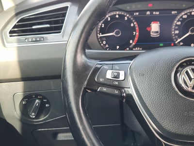 2018 Volkswagen Tiguan 2.0T SEL Premium