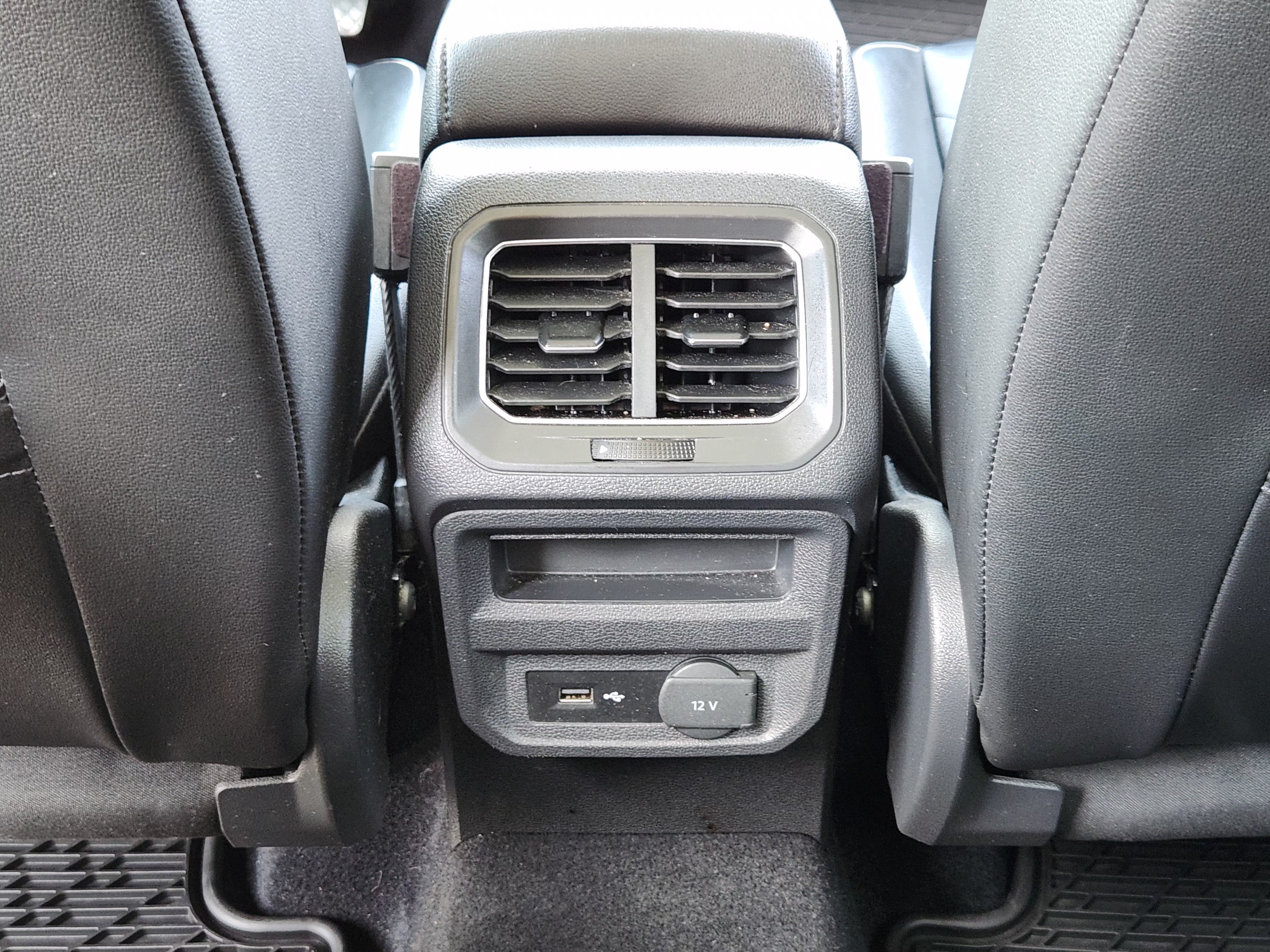 2018 Volkswagen Tiguan 2.0T SEL Premium