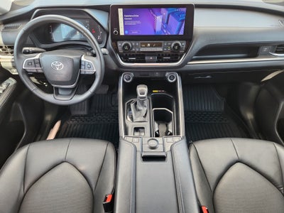 2025 Toyota Grand Highlander Hybrid XLE