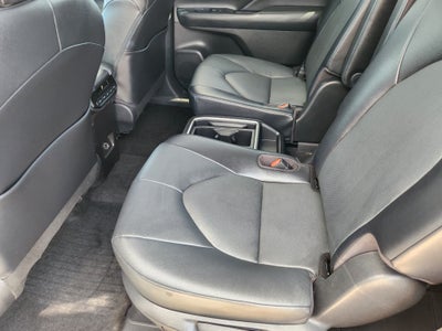 2025 Toyota Grand Highlander Hybrid XLE
