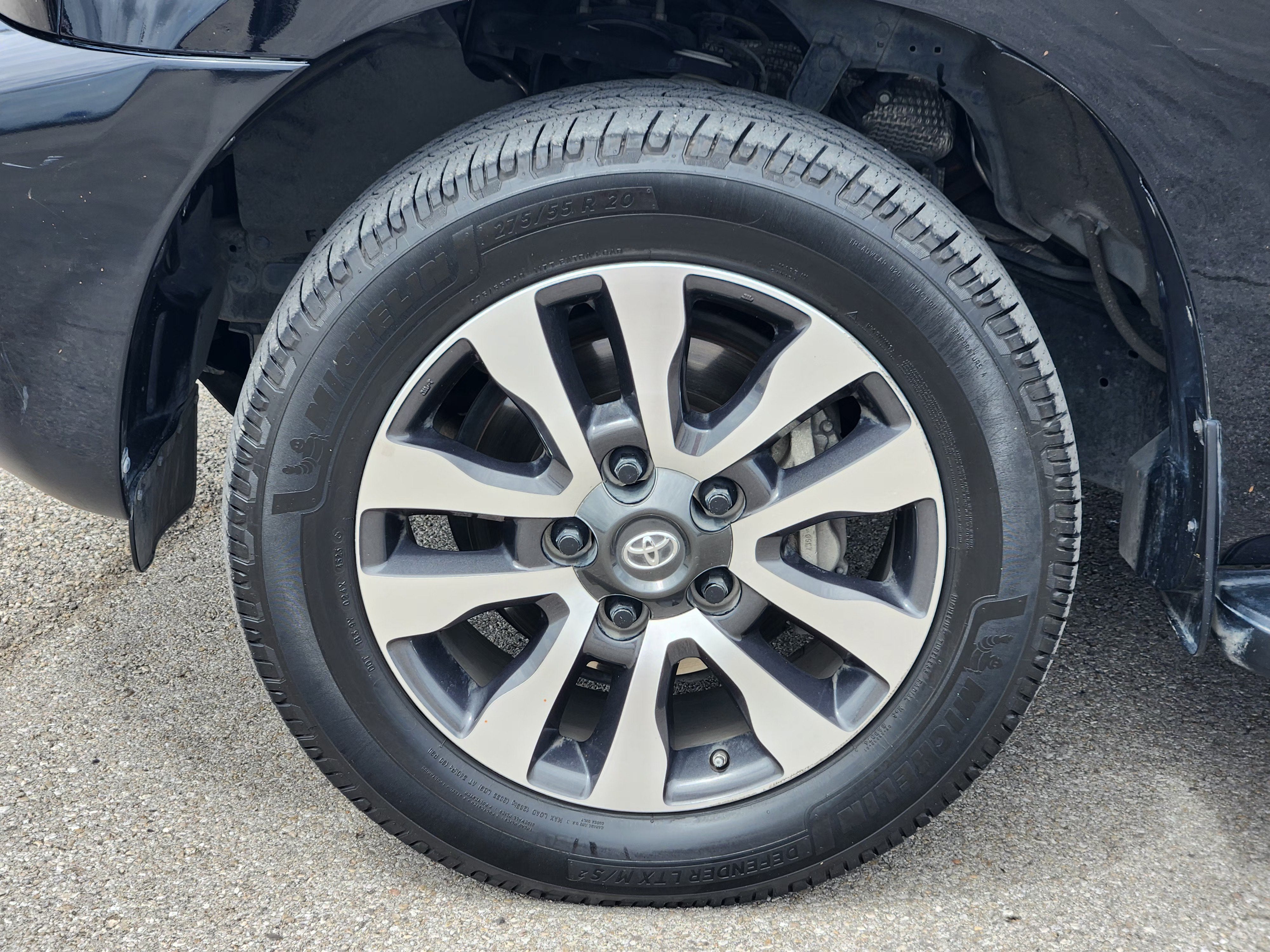 2018 Toyota Sequoia SR5