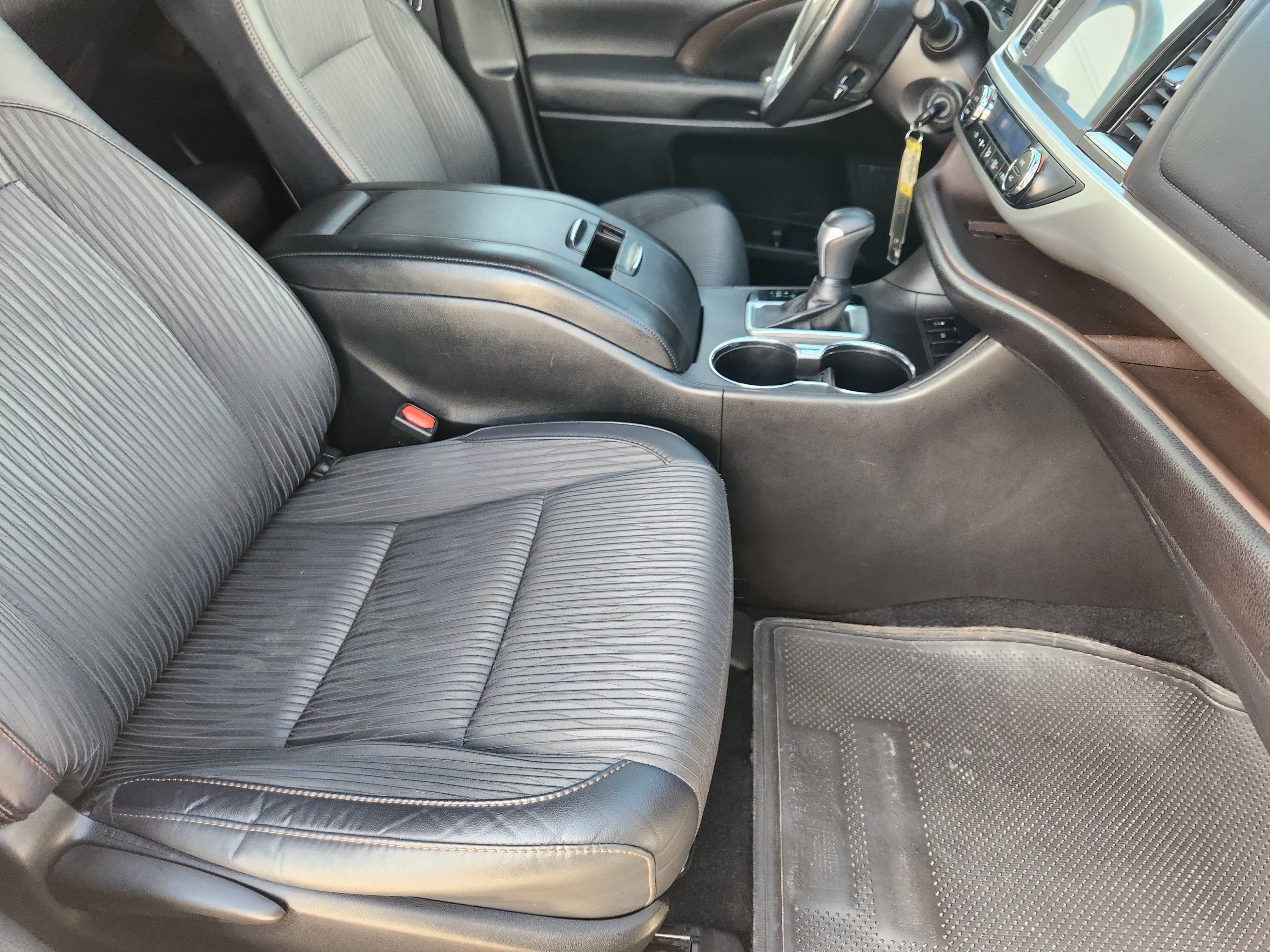 2018 Toyota Highlander LE