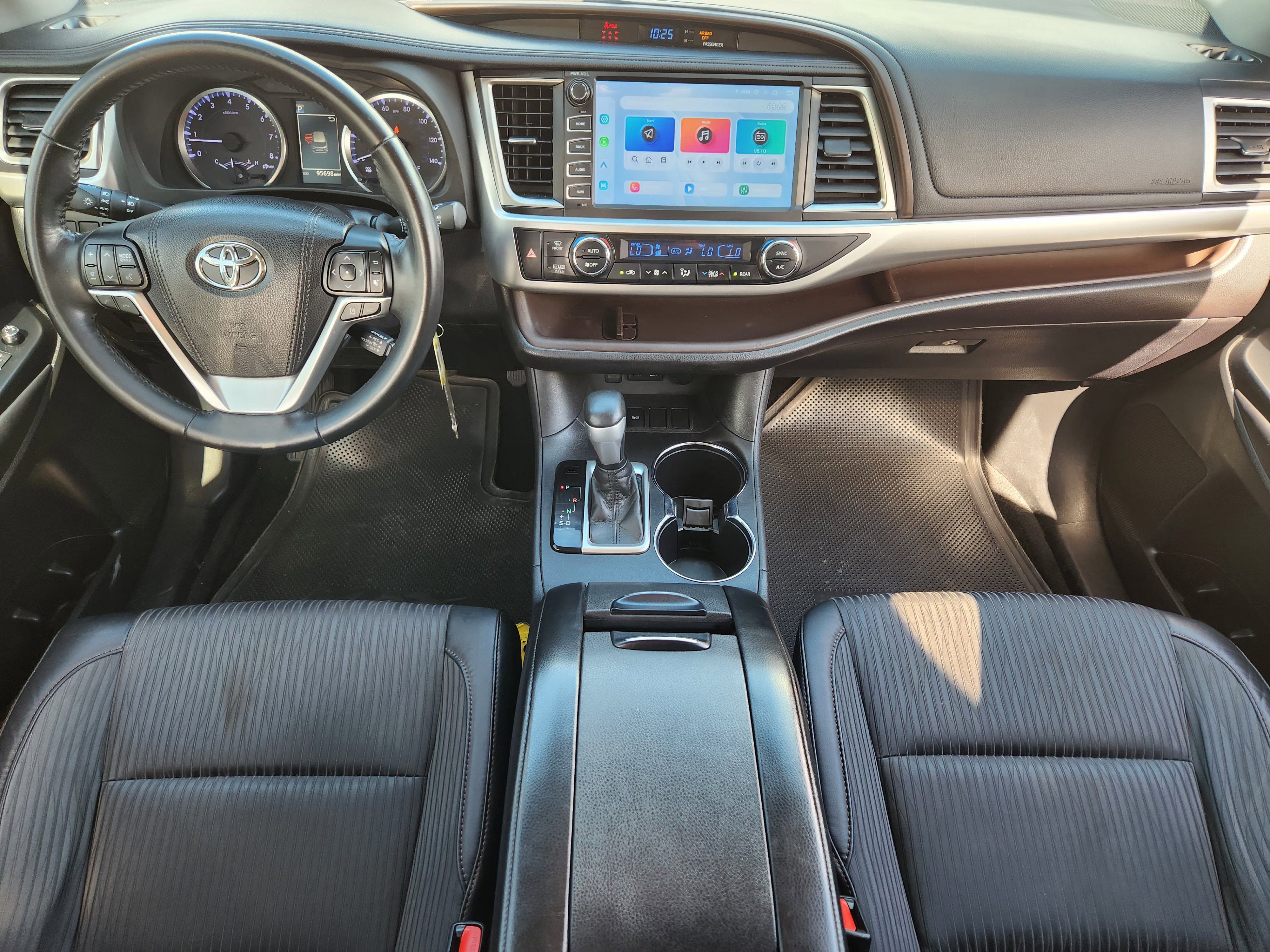2018 Toyota Highlander LE