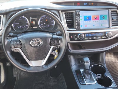 2018 Toyota Highlander LE
