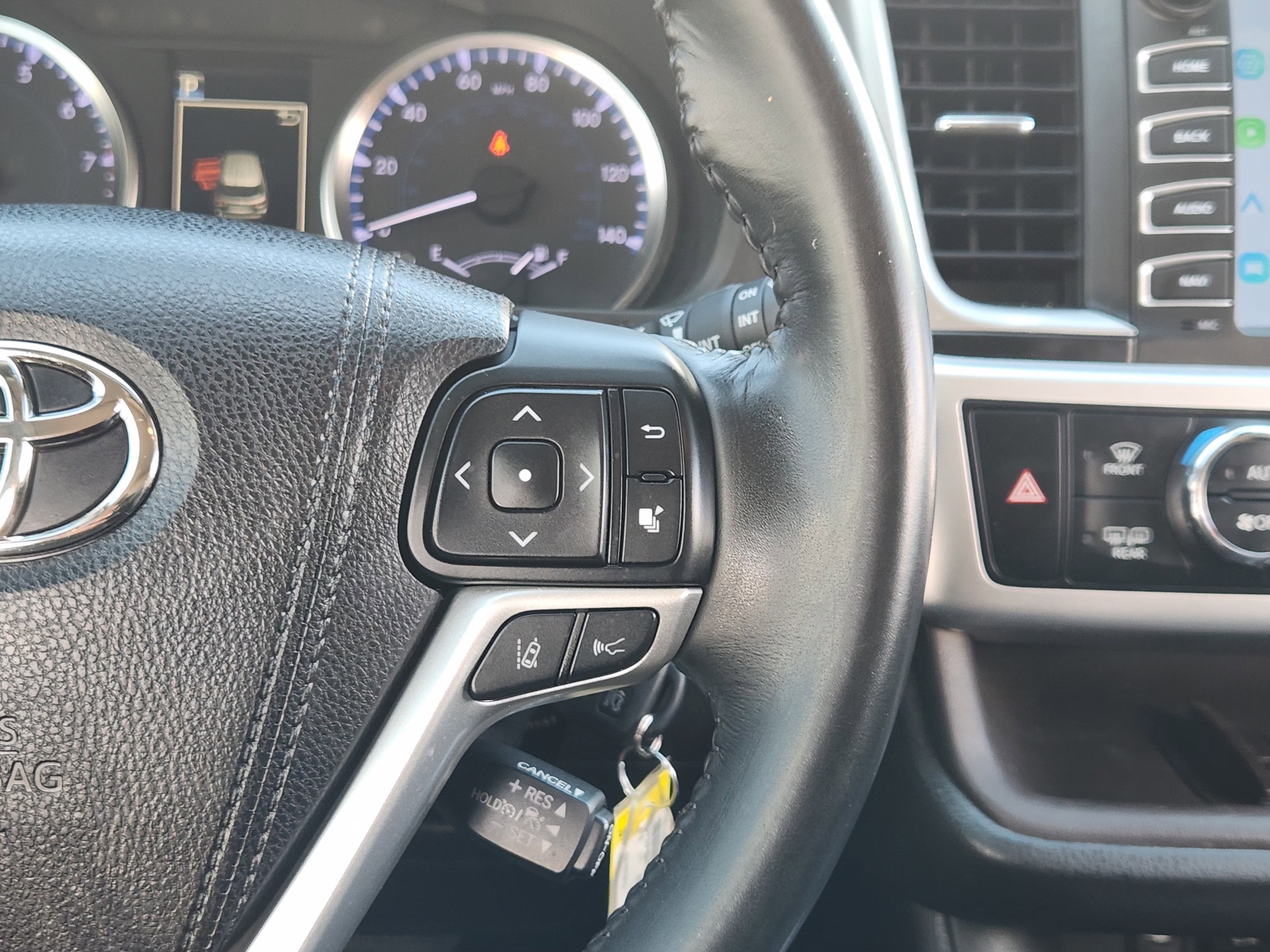 2018 Toyota Highlander LE