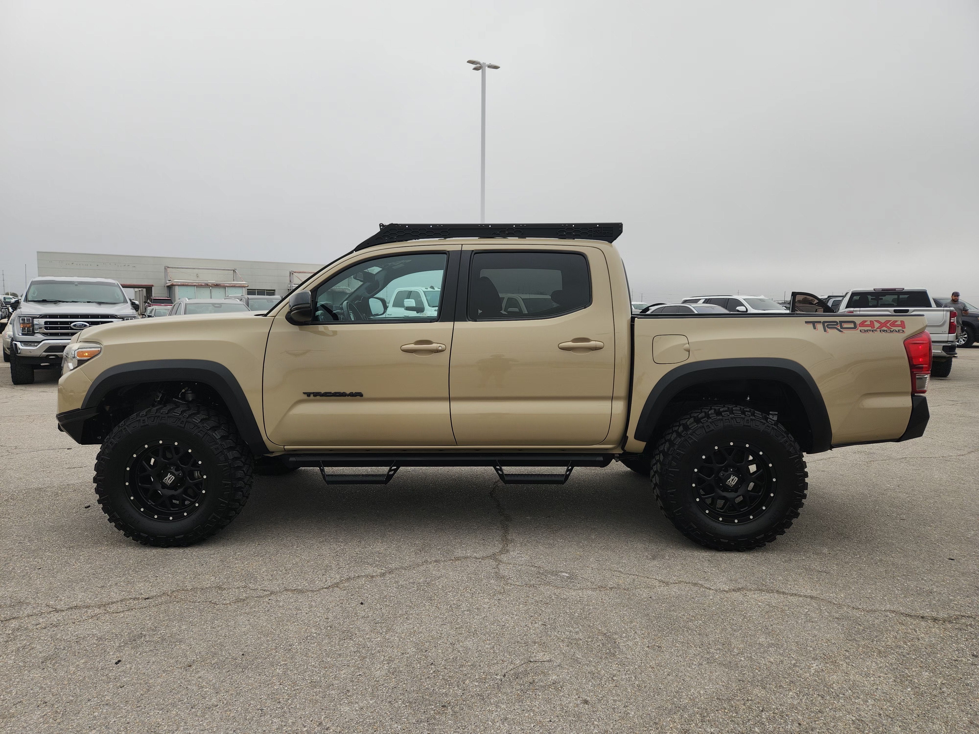 2017 Toyota Tacoma SR5