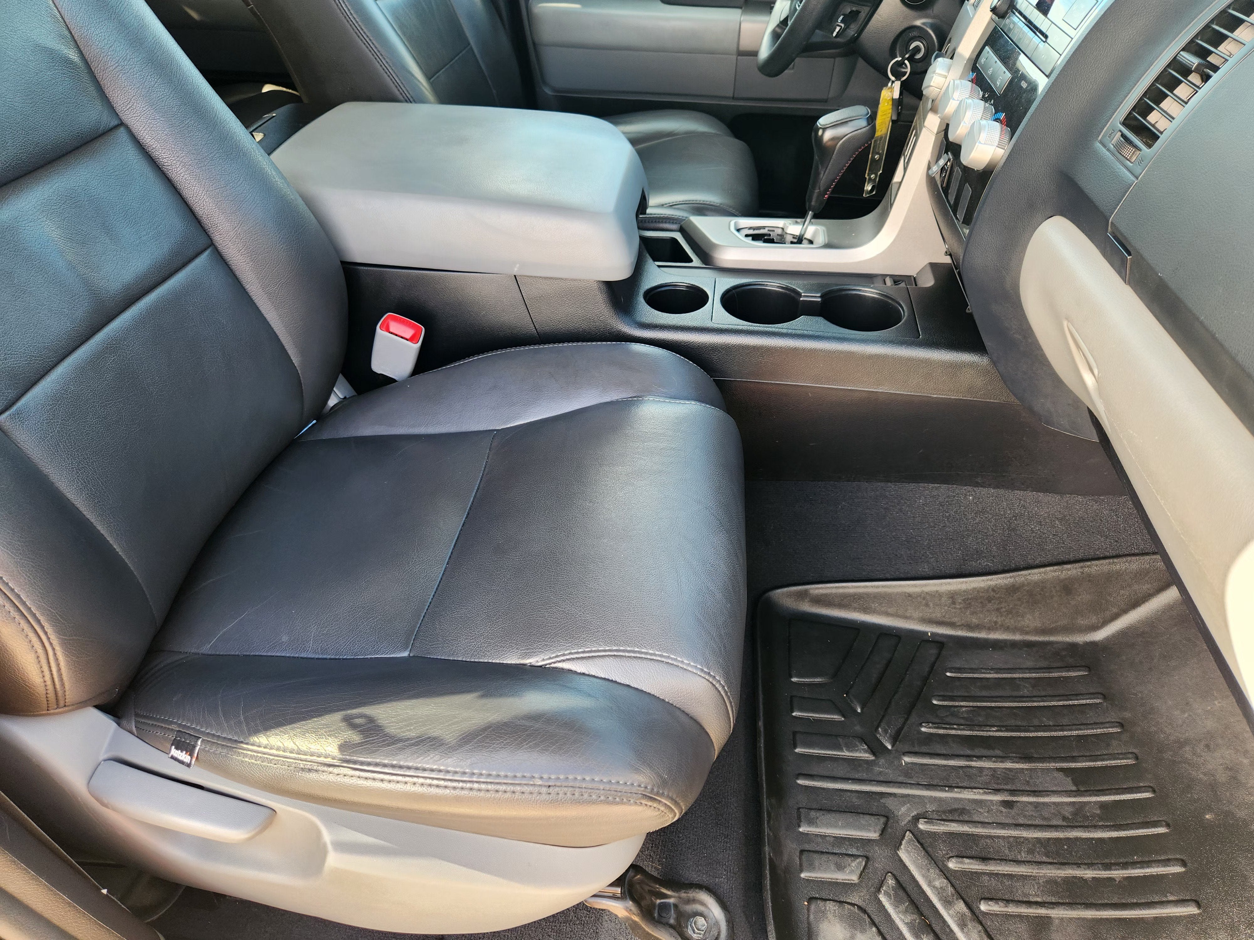 2013 Toyota Tundra 4WD Truck DB 4WD V8 5.7 SR5