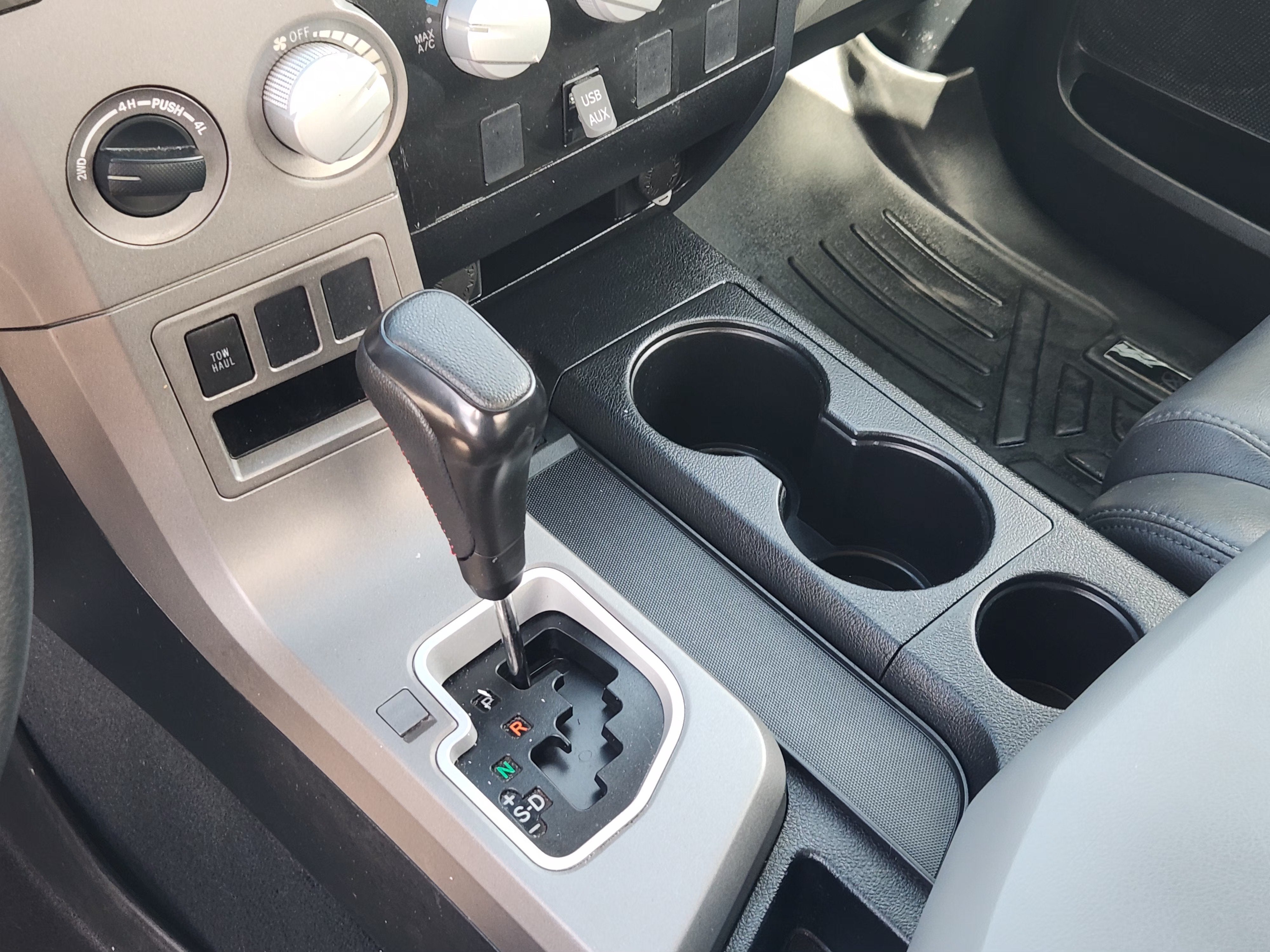 2013 Toyota Tundra 4WD Truck DB 4WD V8 5.7 SR5